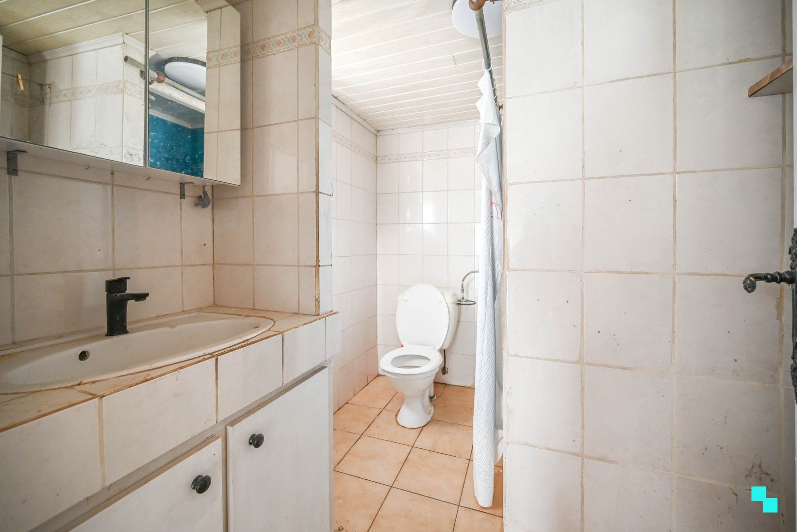 Te renoveren woning te Wielsbeke foto 9