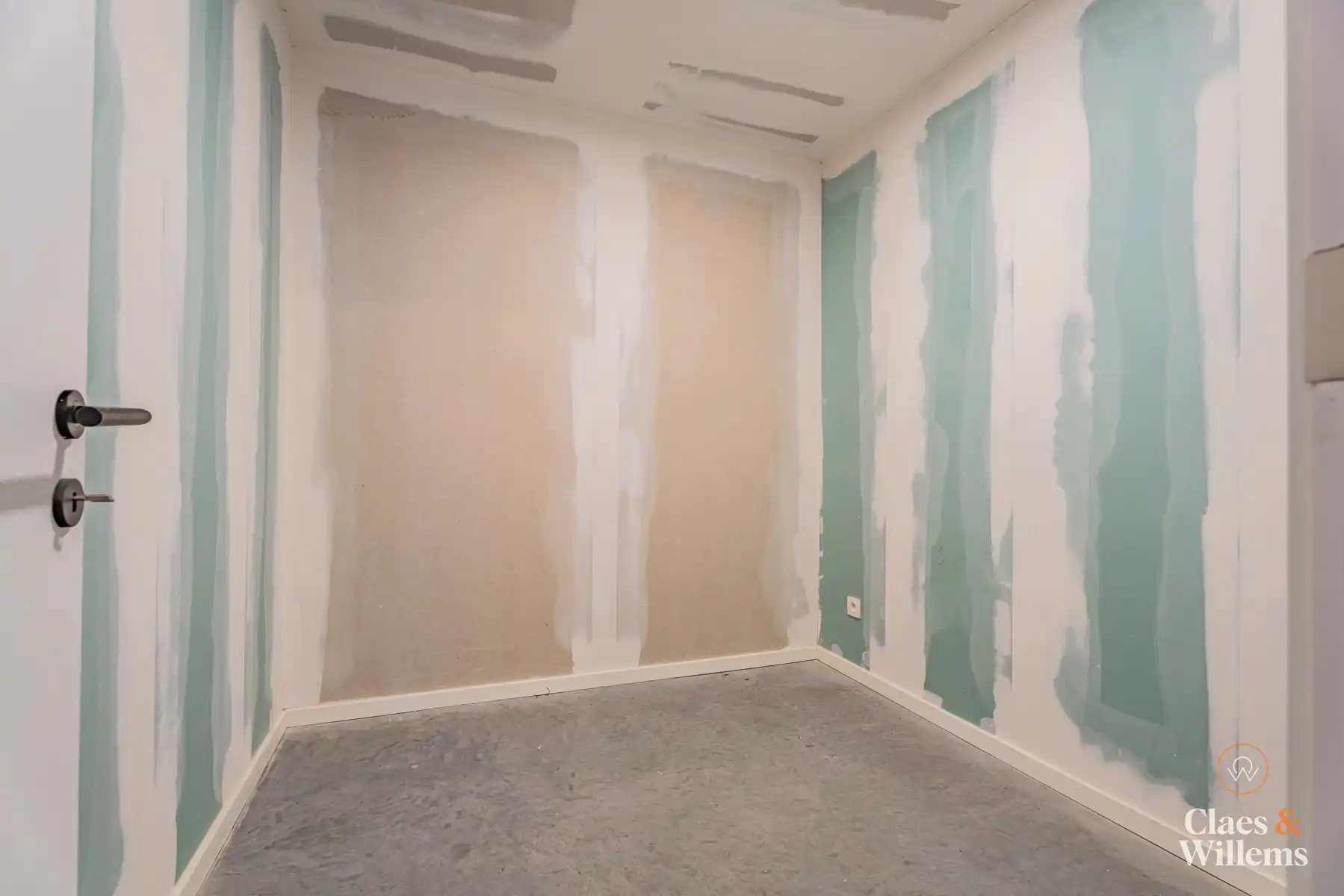 Ruime halfopen bebouwing met 3 slaapkamers en 2 badkamers foto 9