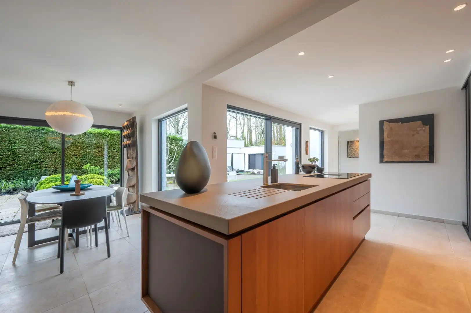 Prachtige woonst op gegeerde ligging te Sint- Kruis, Brugge! foto 9