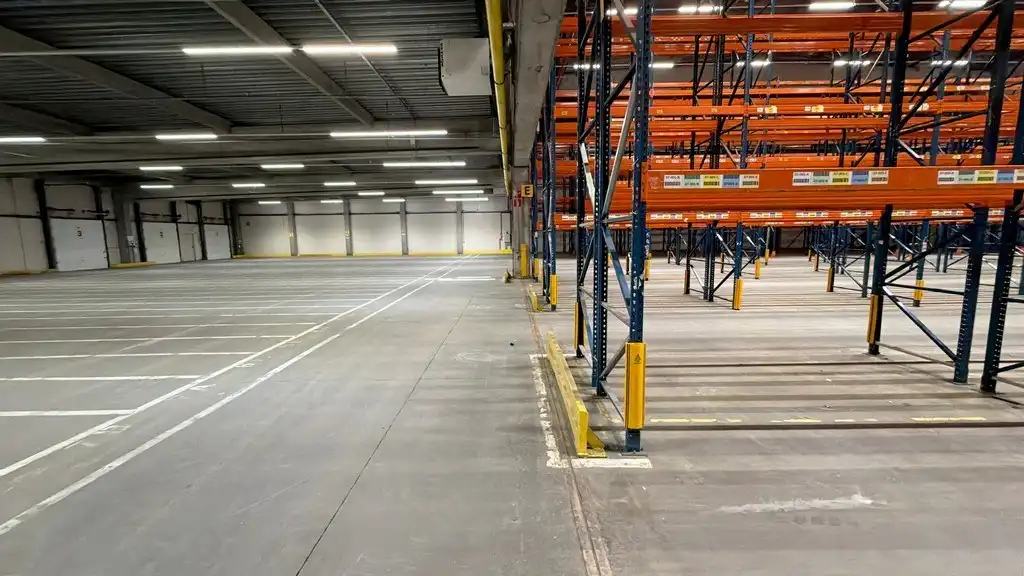 Opslagruimte te huur op logistieke site te Willebroek foto 4