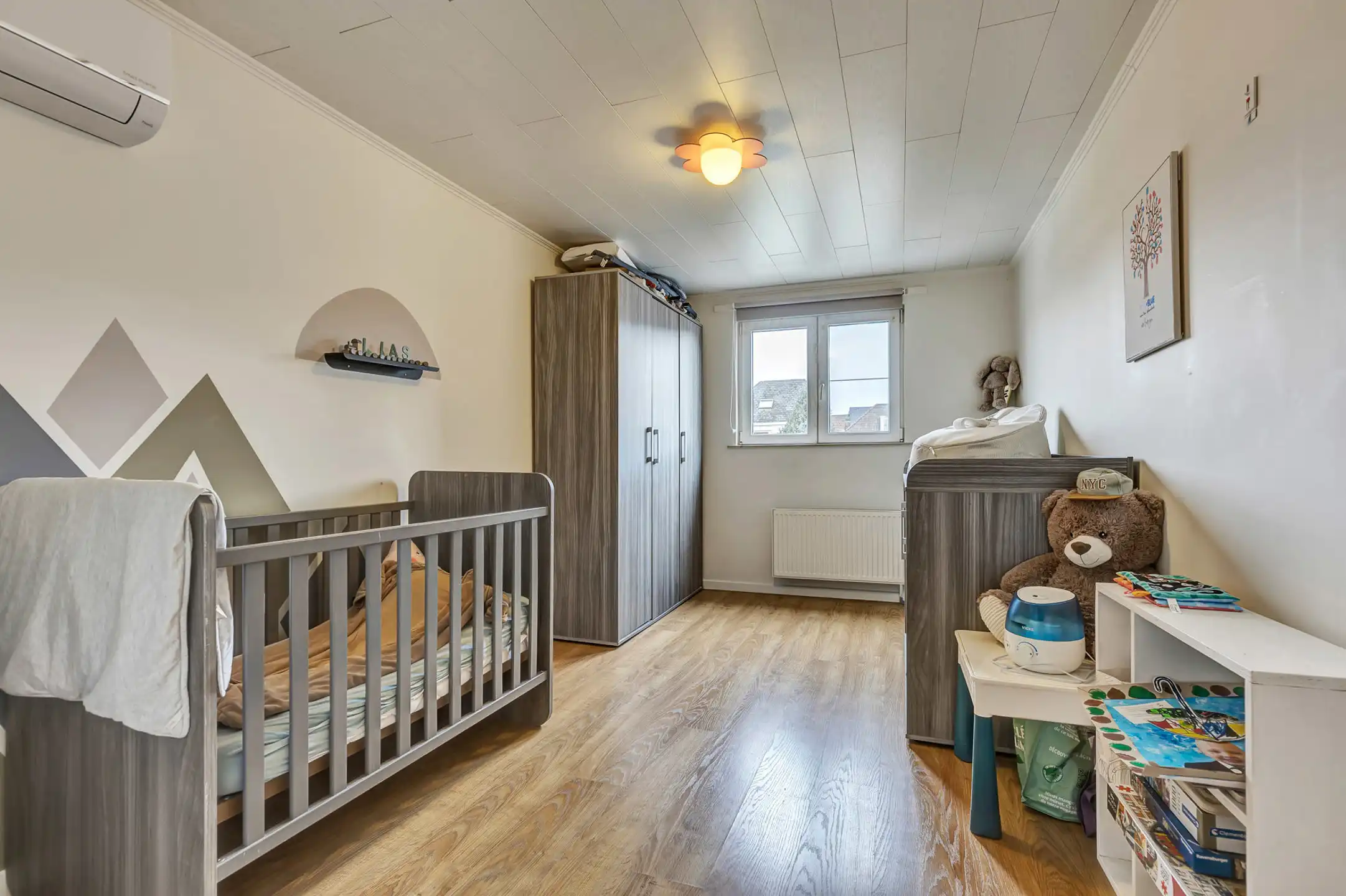 Prachtige instapklare woning met 3 slpks, tuin en garage foto 9