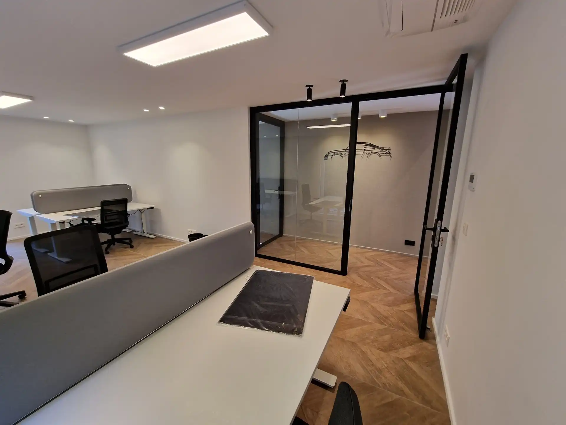 Kantoor/bureauruimte foto 3