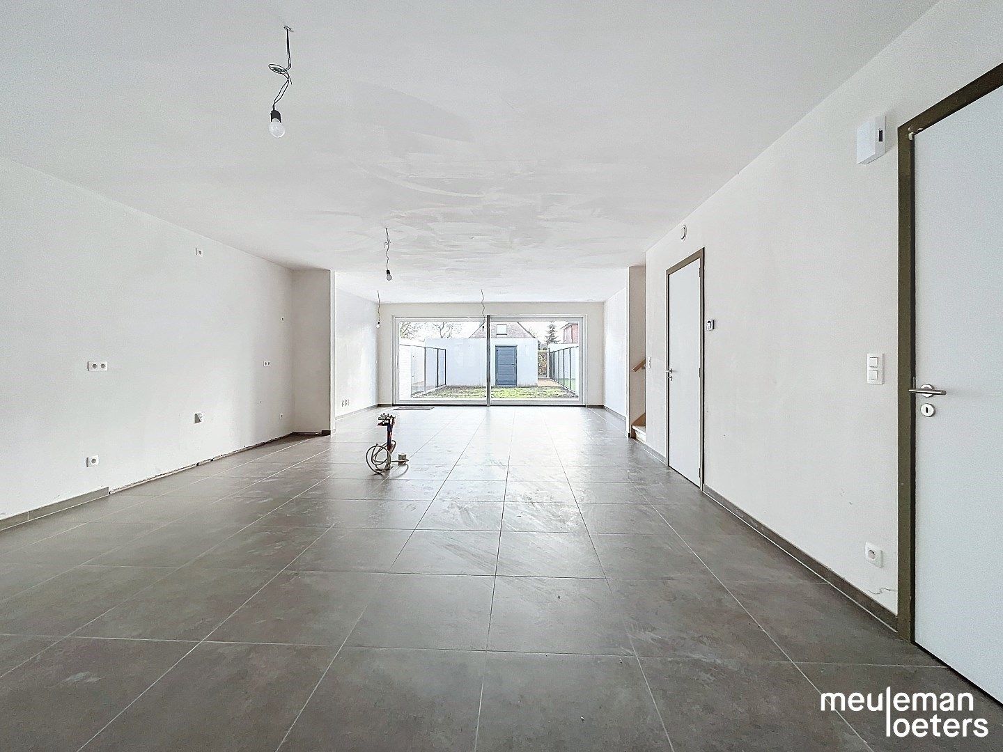 Prachtige nieuwbouw woning in centrum  foto 16