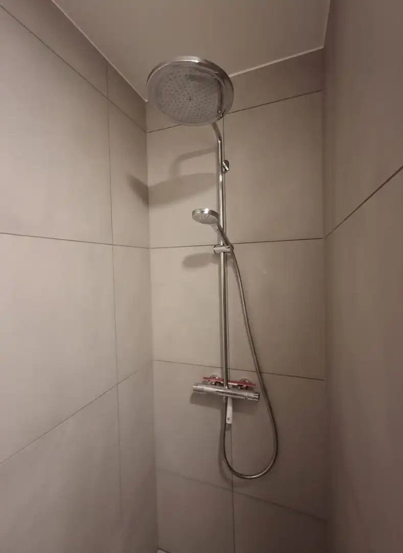 LUXE, ENERGIEZUINIG EN INSTAPKLAAR GELIJKVLOERS APPARTEMENT (BJ. 2024) foto 7