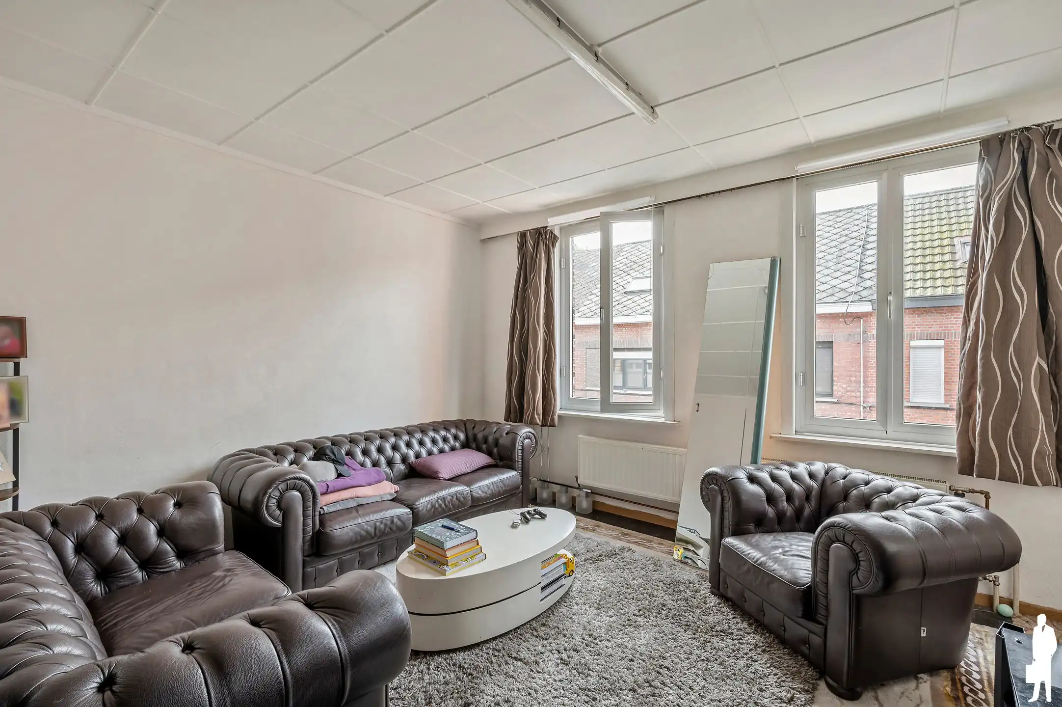 Ruime te renoveren woning, 3 SLK, inpandige garage foto 5