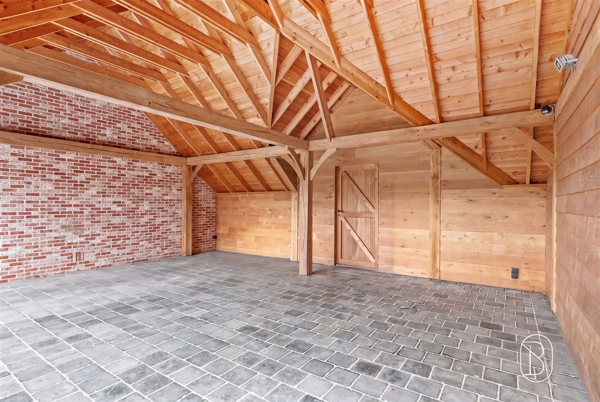 Stijlvolle pastoriewoning op rustige locatie foto 16