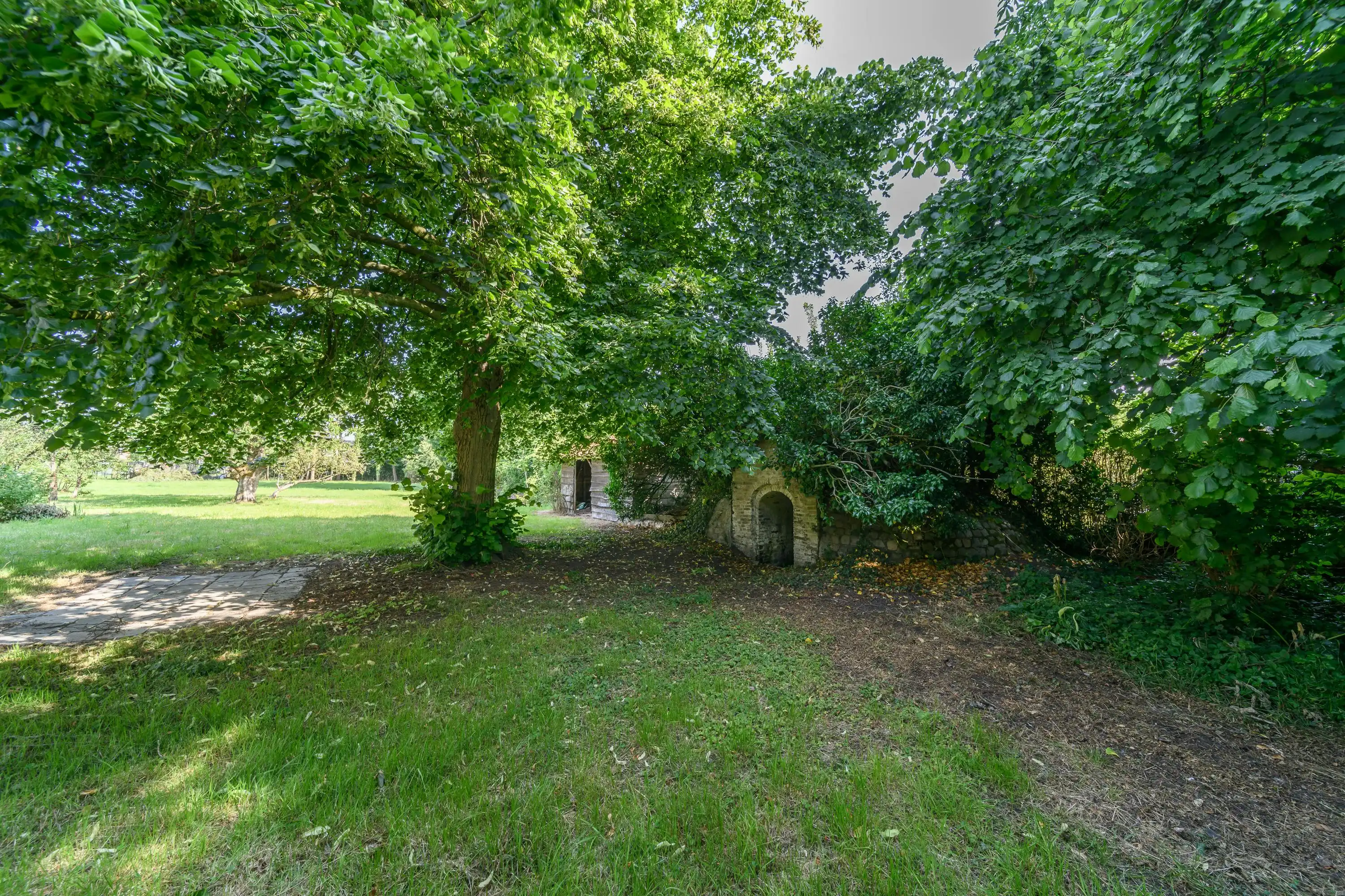 Te renoveren villa te Hertsberge foto 13