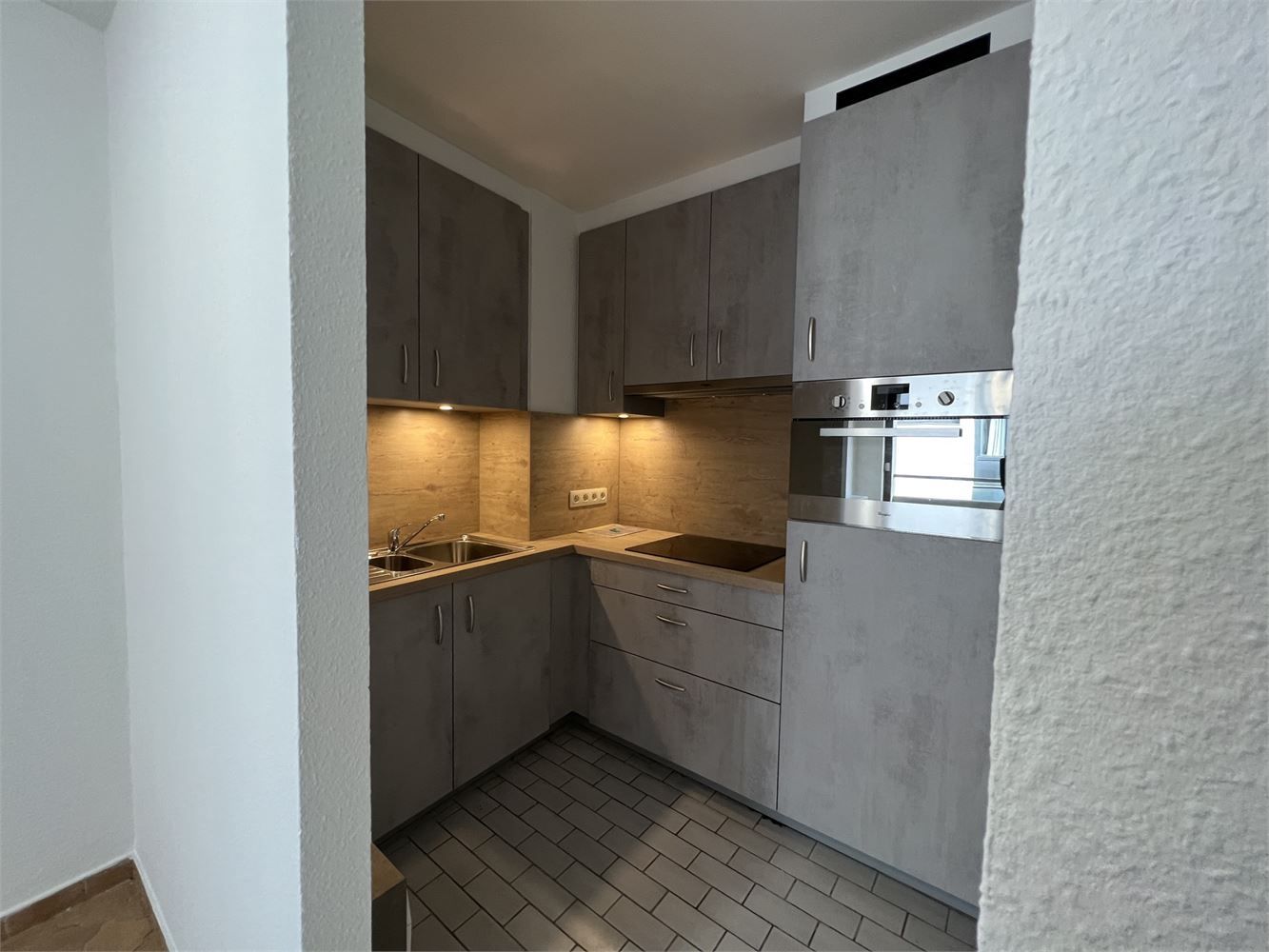 Gerenoveerd 1 slaapkamer appartement te huur in het centrum van Leuven foto 5