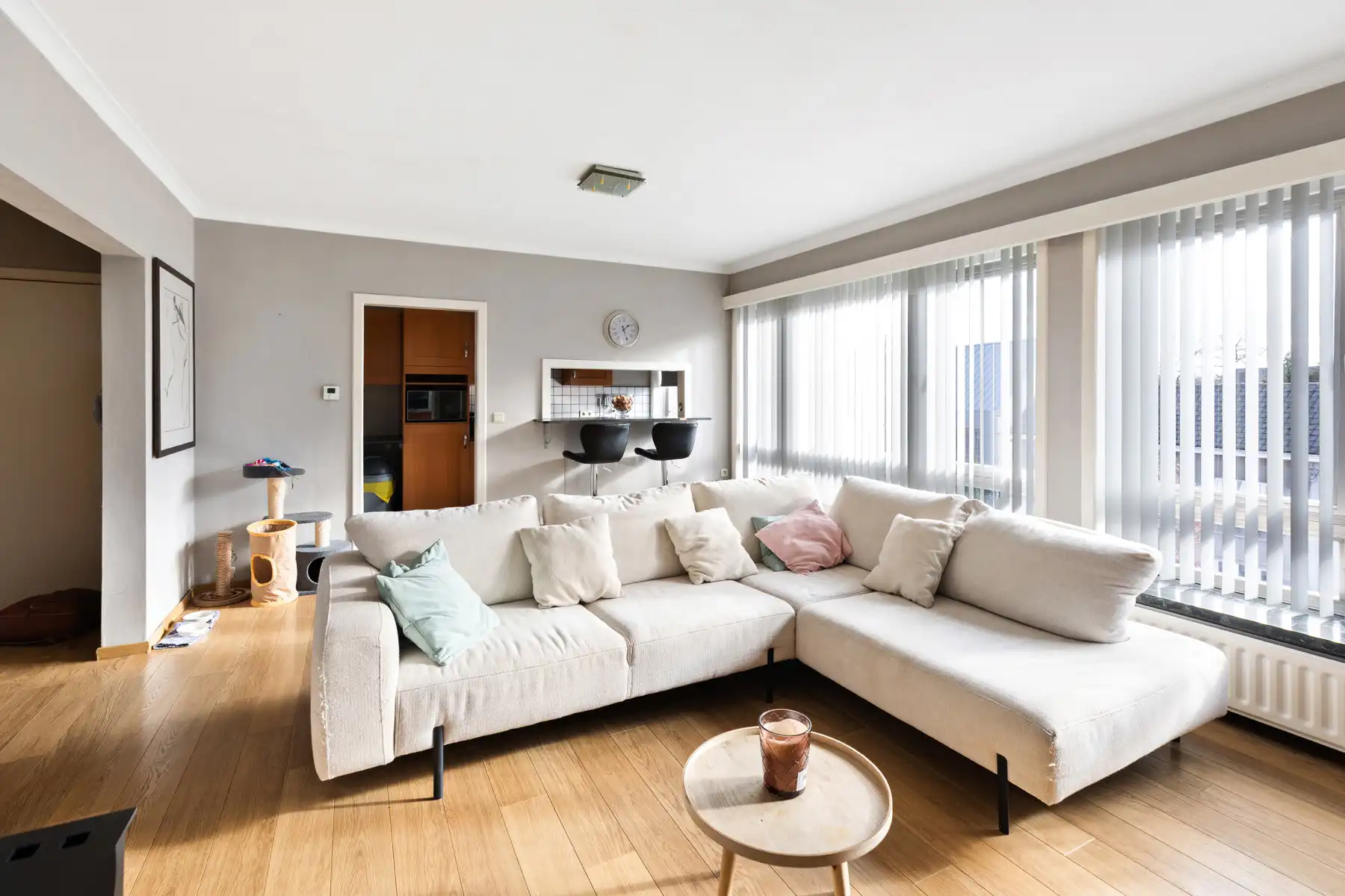 Instapklaar appartement centrum Laarne foto 5