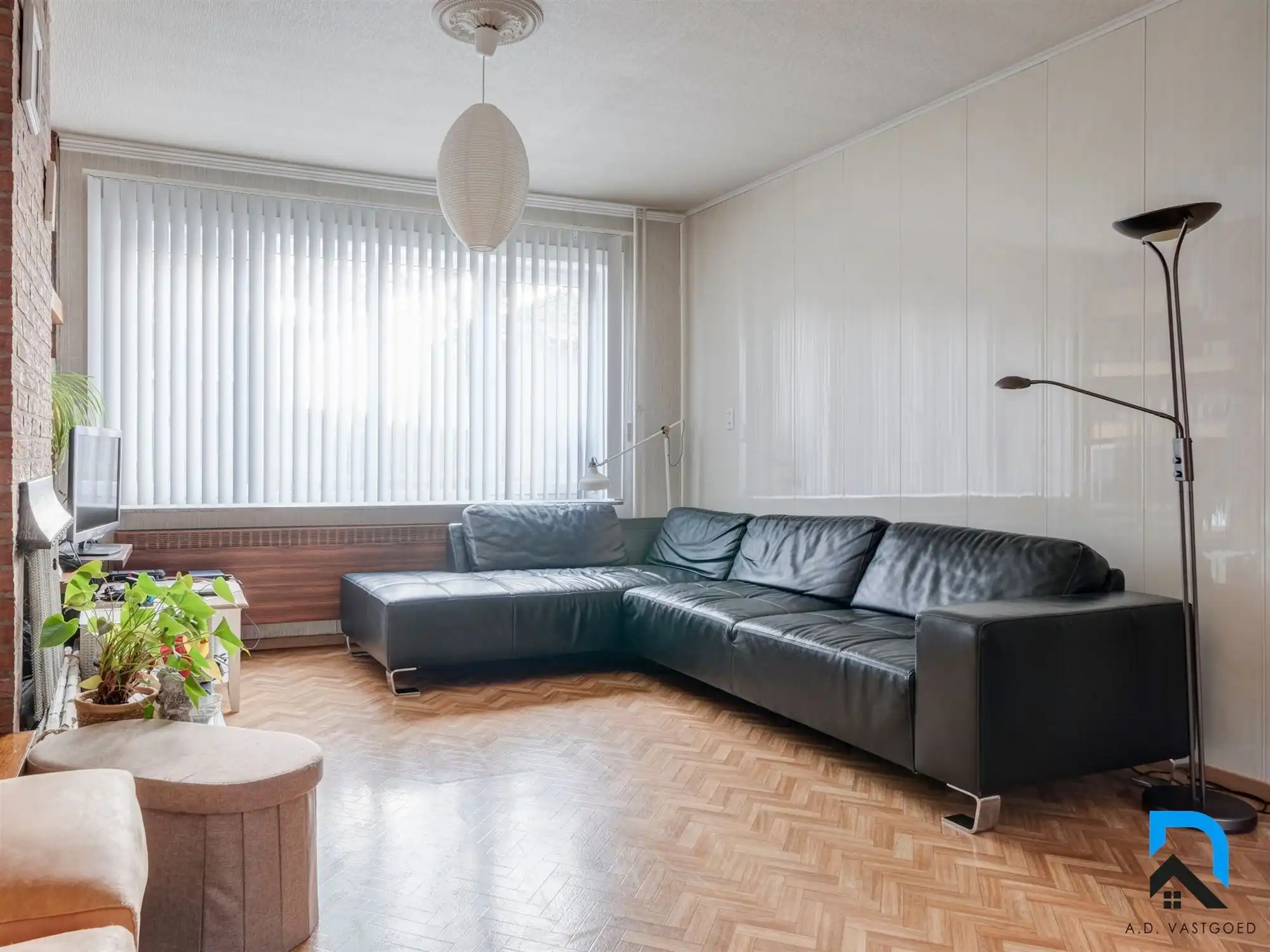 Halfopen bebouwing in Diepenbeek op ruim perceel foto 8