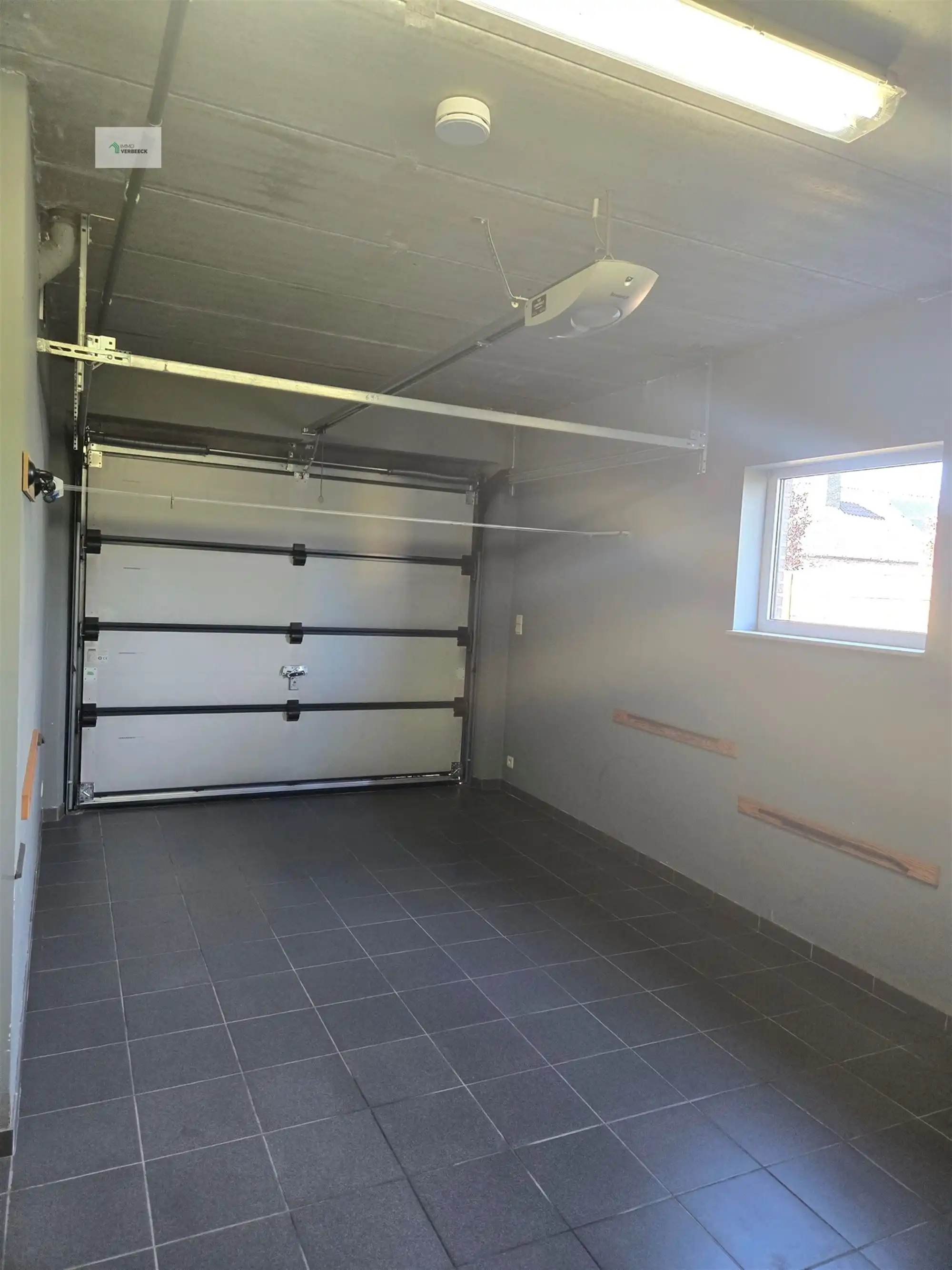 Ruime Woning met 3 Slaapkamers in Bale foto 11