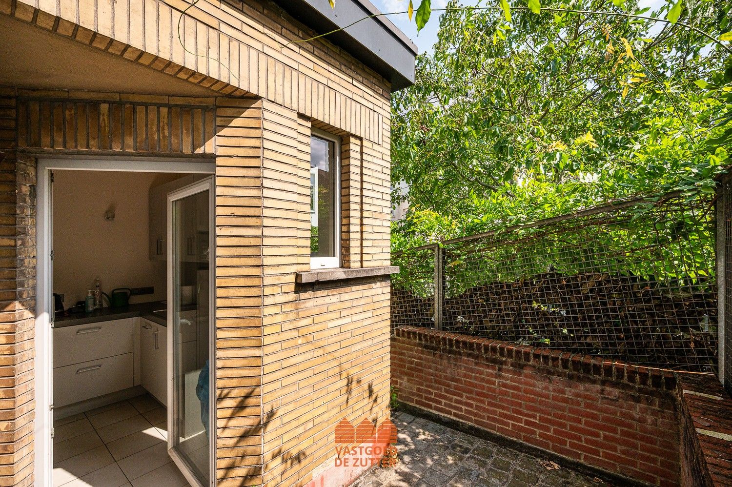 Gerenoveerde karaktervolle woning te Gent foto 8