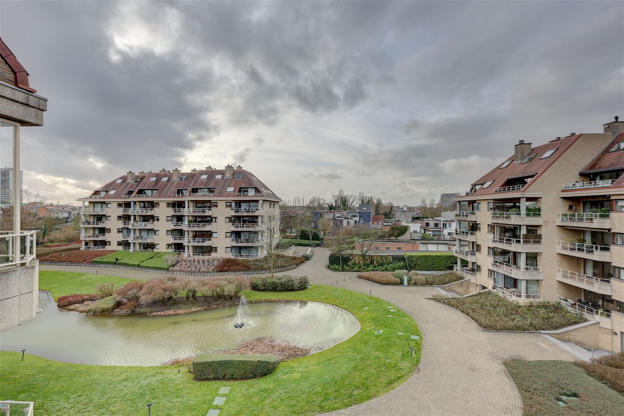 Ruim appartement met twee slaapkamers en terras te huur in residentie Nachtegalenhof foto 18