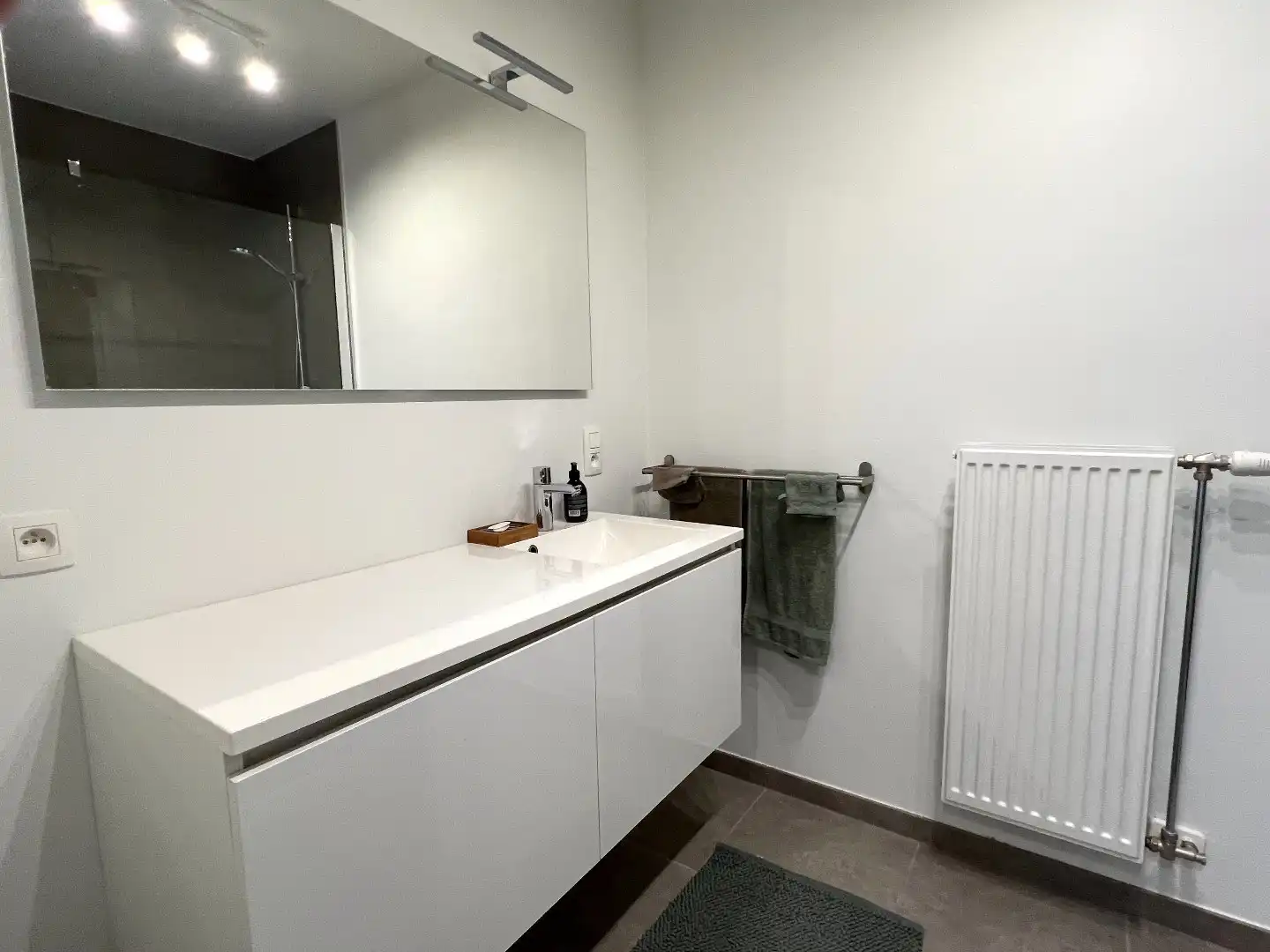 Energiezuinig appartement te huur te Harelbeke! foto 15