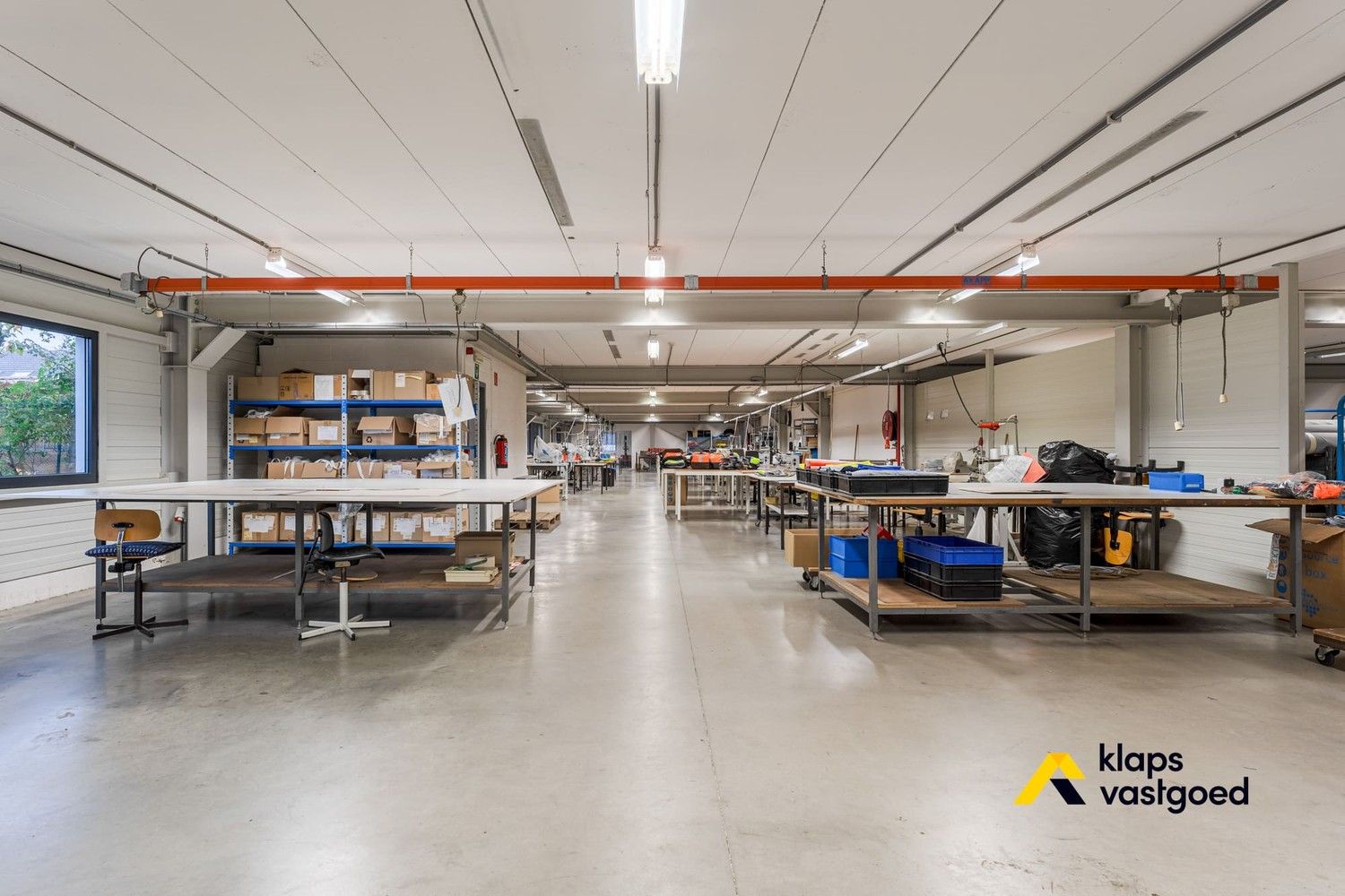 Knappe industriële hal op het bedrijventerrein van Rotem foto 12