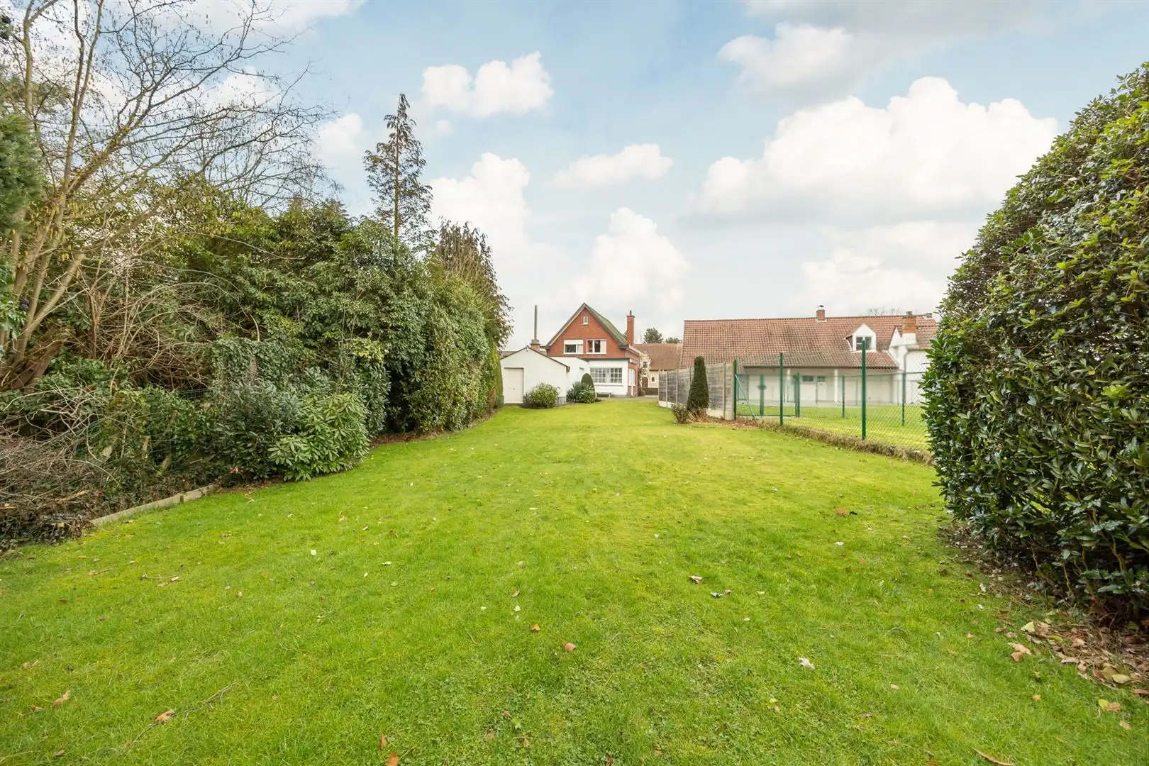 Toffe woning op ruim perceel! foto 2