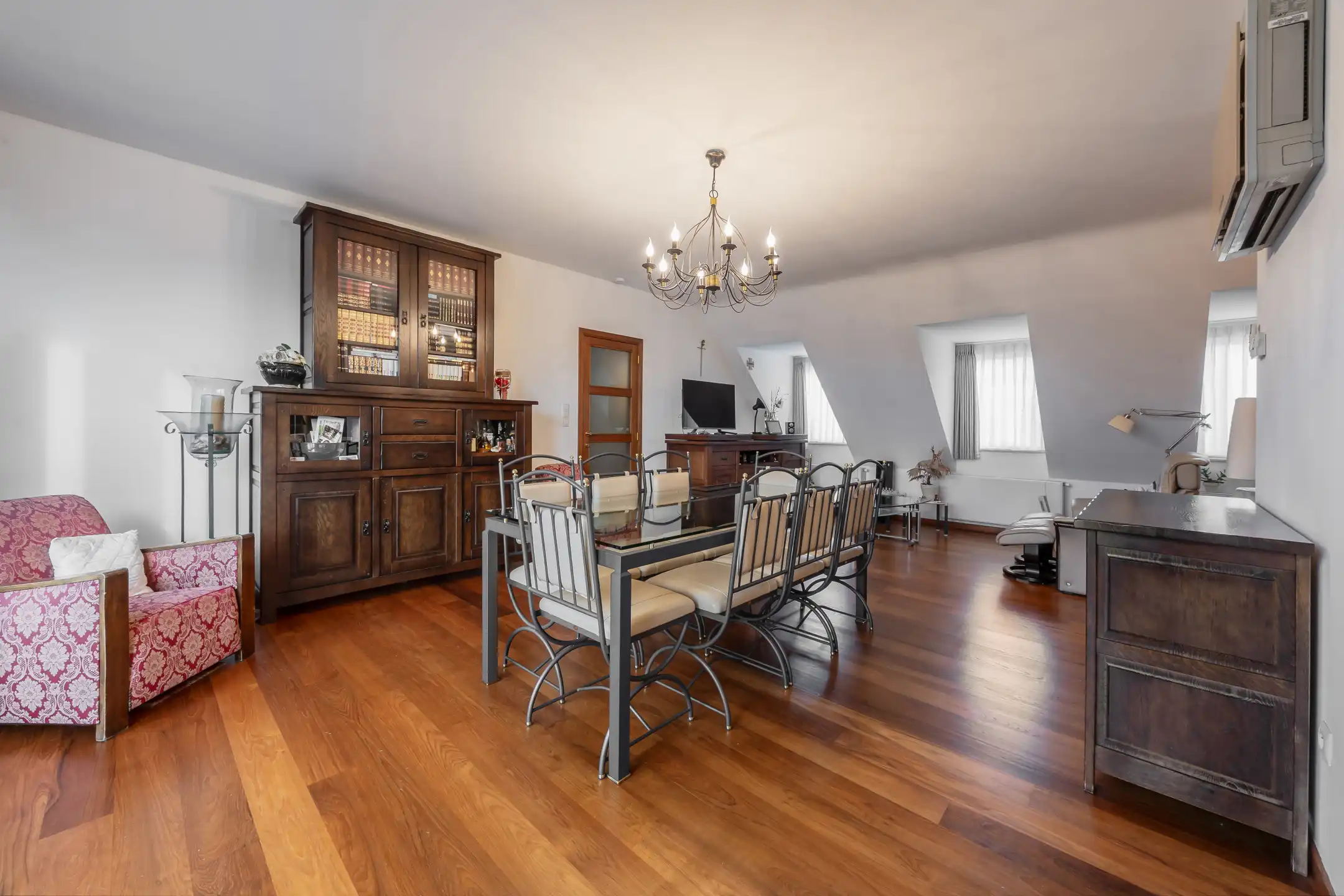 Appartement te koop foto 2