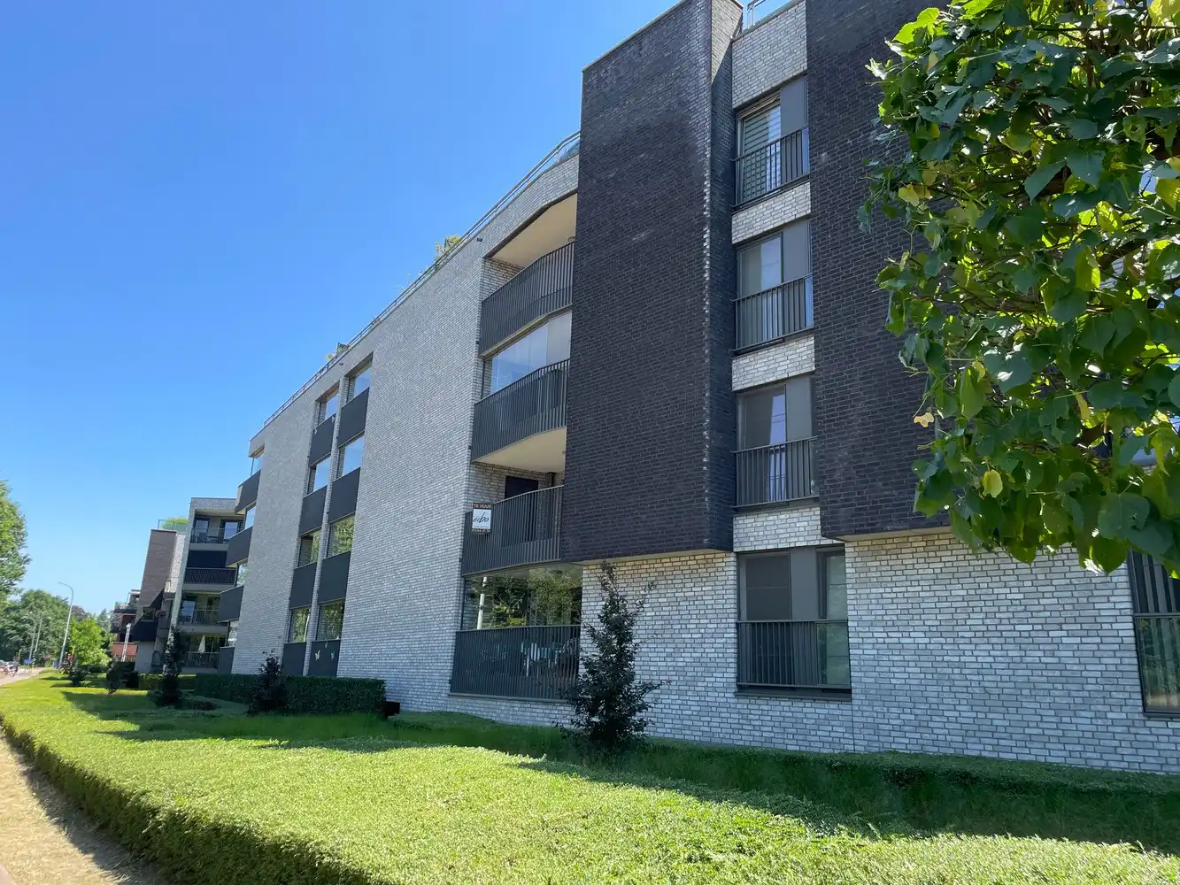 Flat met 2 slpks./terras 9m² foto 2