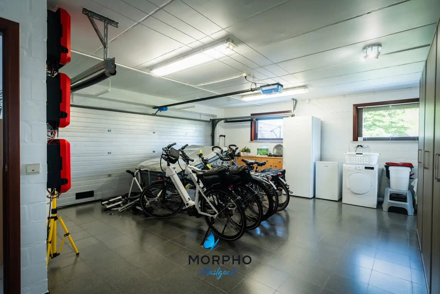 Royale villa met 4 slaapkamers, droomtuin en weids vergezicht te koop in Maldegem foto 13