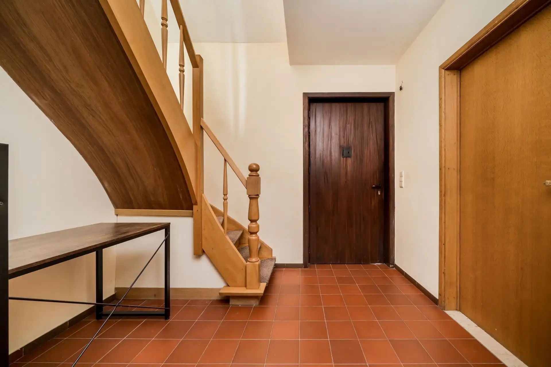 Huis met 3 slpk en zonnige tuin in rustige woonomgeving te Duffel foto 6