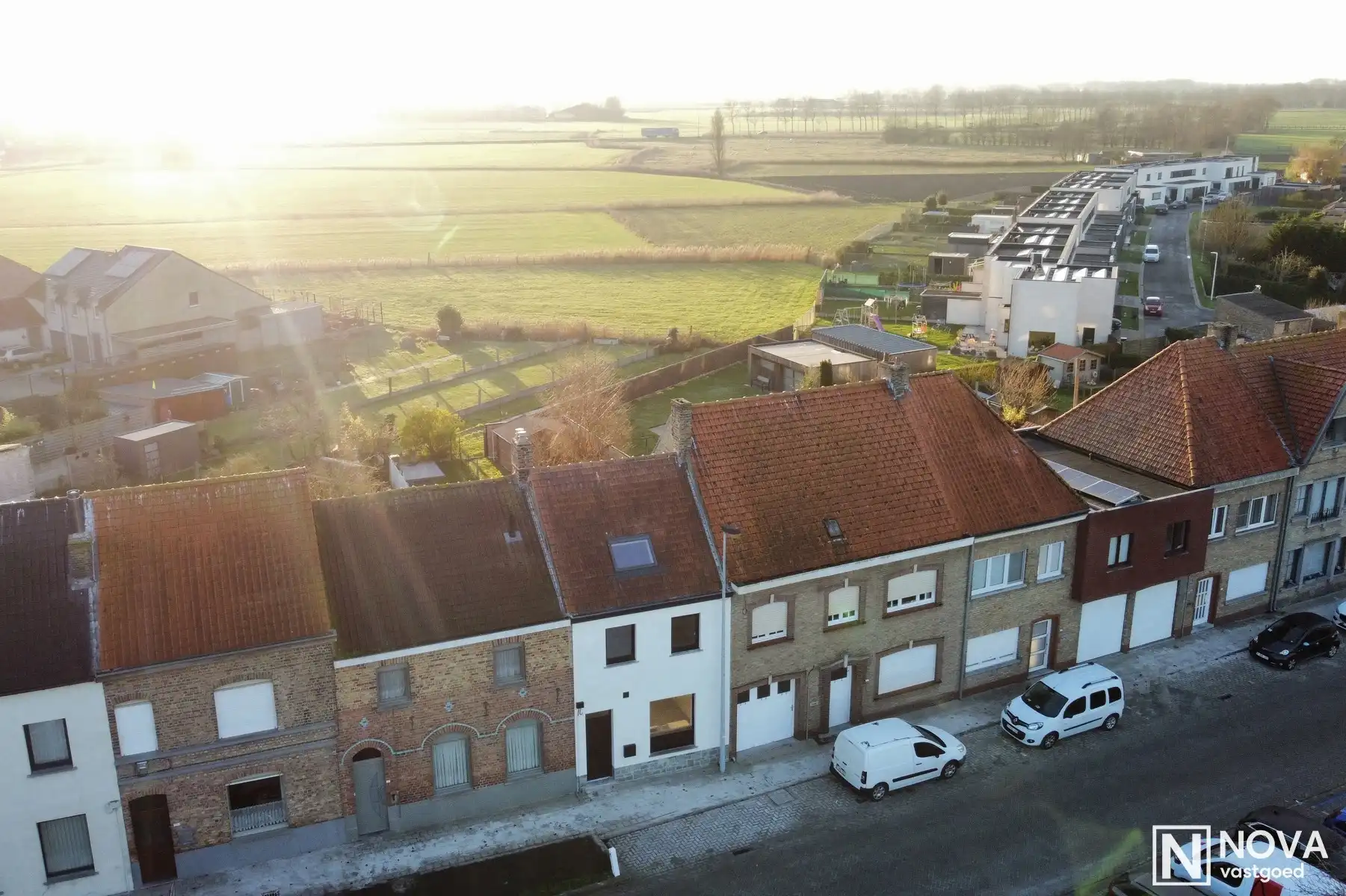 starterswoning - totaal vernieuwd - aankooppremie mogelijk foto 24