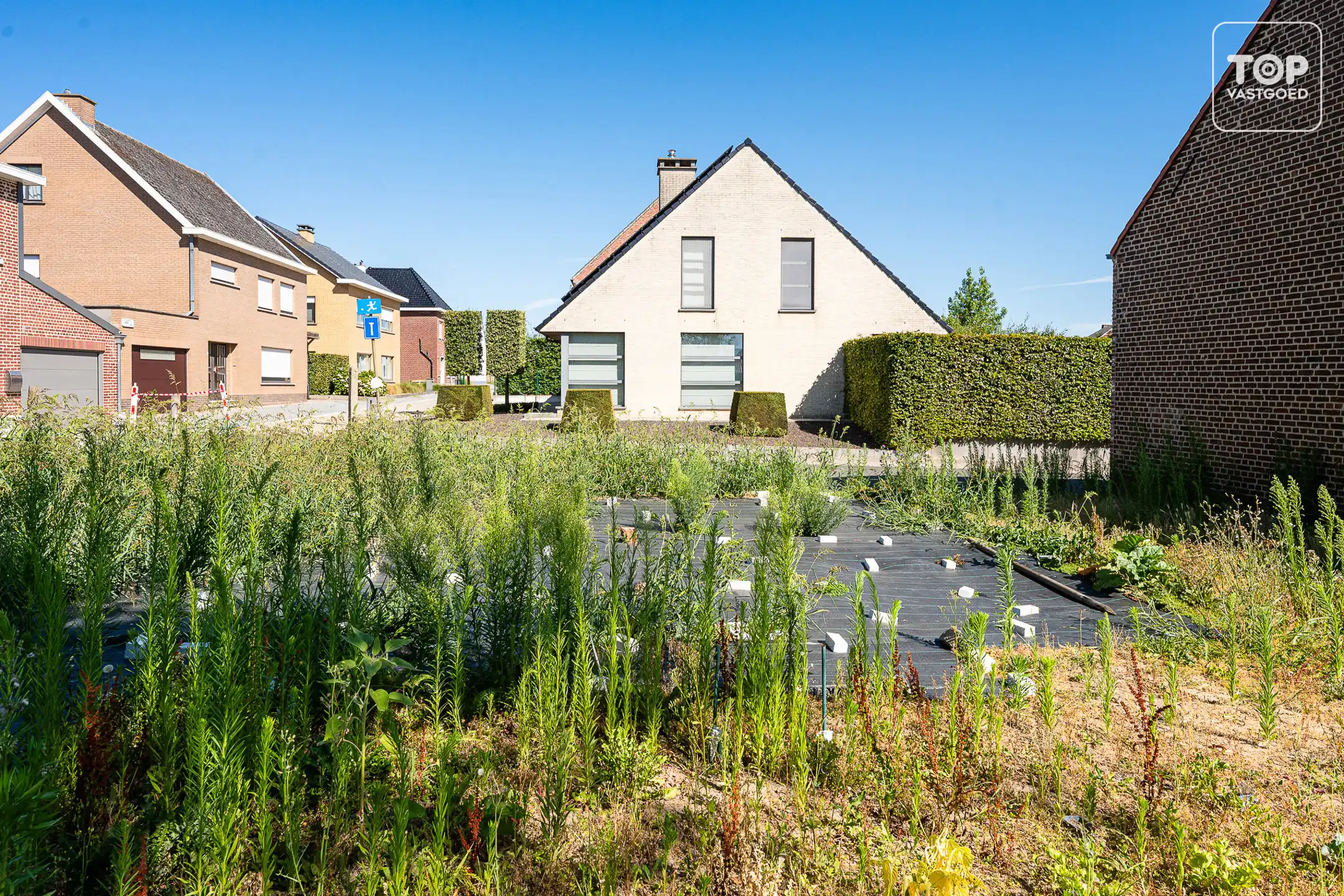 Bouwgrond voor half open bebouwing op toplocatie foto 3