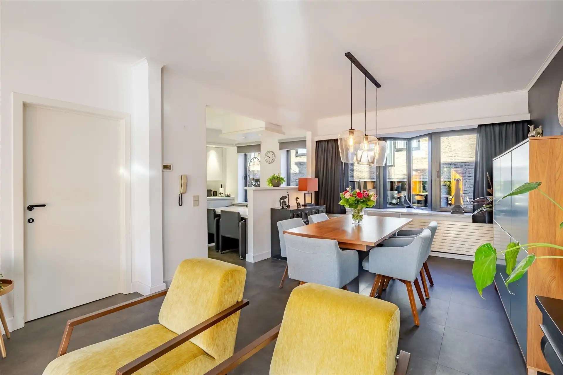 Prachtig winkelpand met duplex op groot perceel foto 12