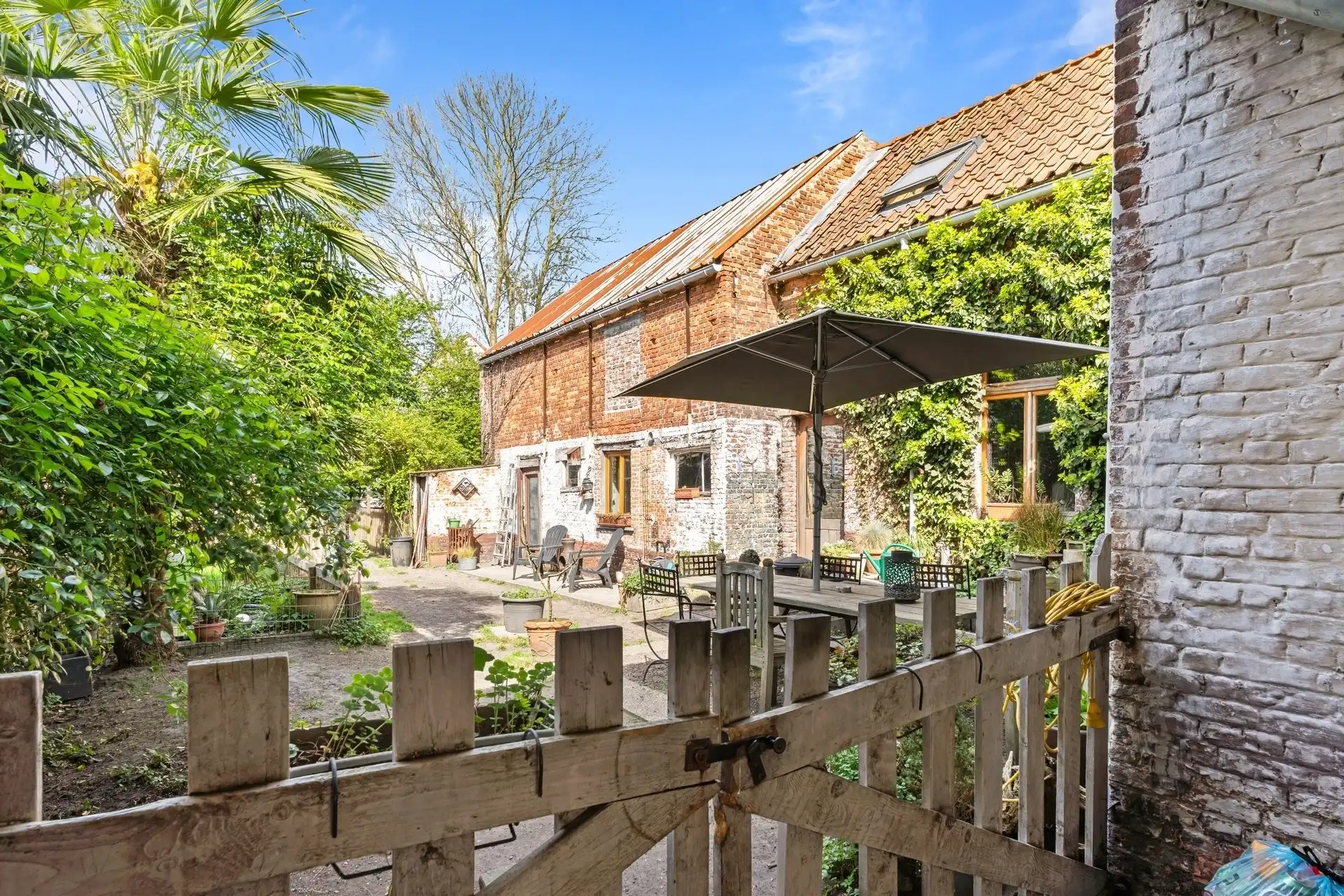 verder af te werken woning met grote garage foto 25