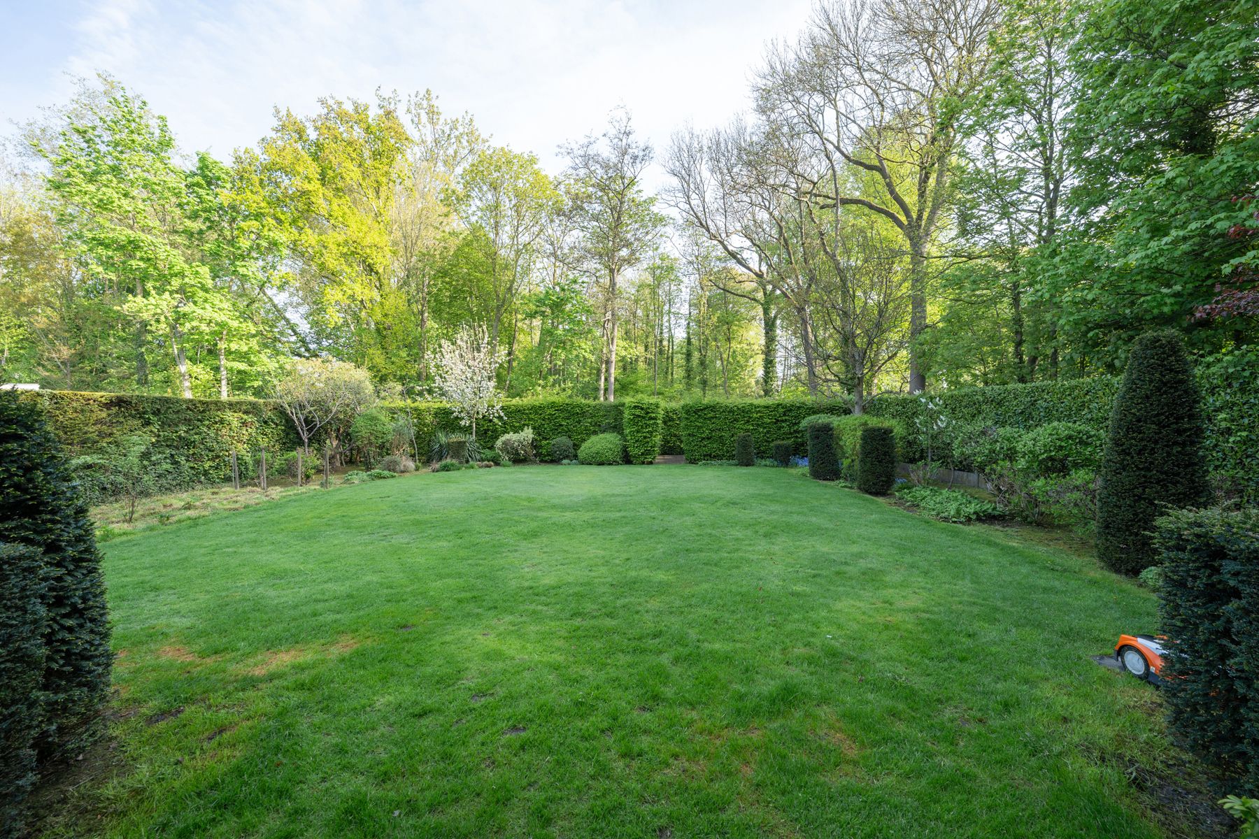 Berkenhof: villa met tuin op 1240 m² in centrum Oostkamp foto 31
