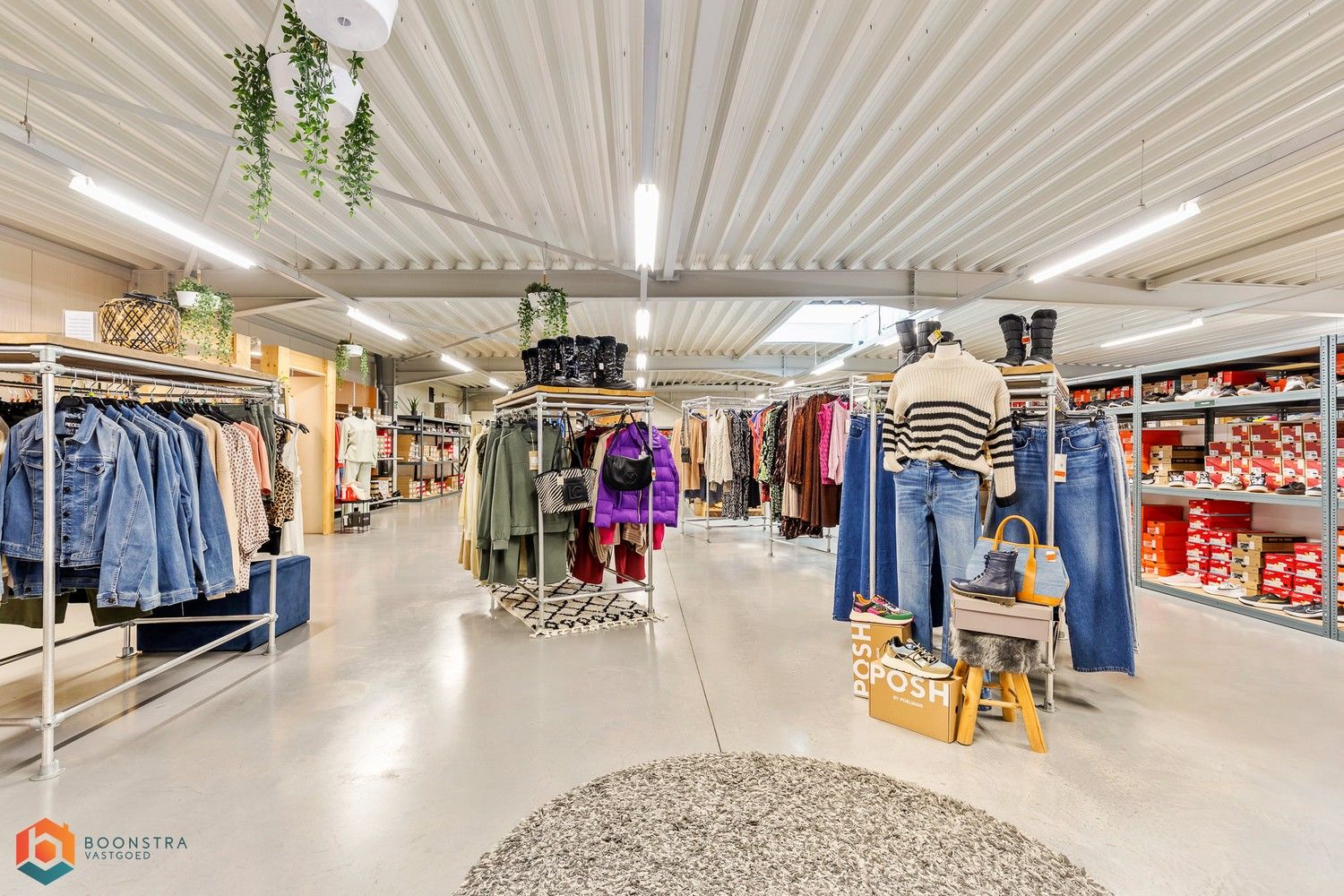 Handelspand op toplocatie met grote visibiliteit en veelzijdige mogelijkheden (1030m2) foto 9