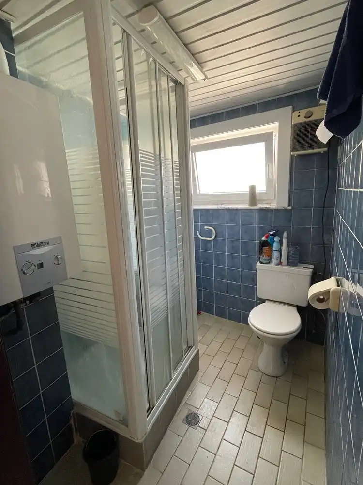 Woning met handelsruimte en 2 appartementen foto 12