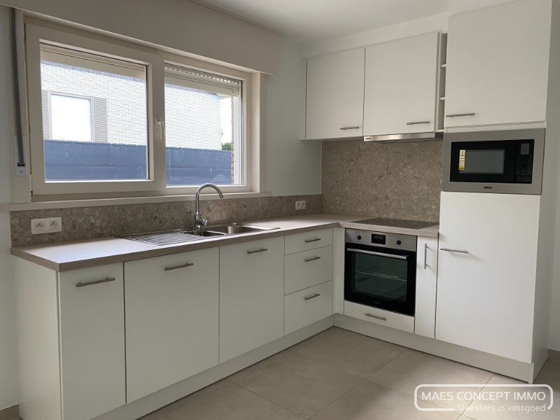 Recent gerenoveerde woning te huur op den Heirweg dicht bij centrum Anzegem foto 2