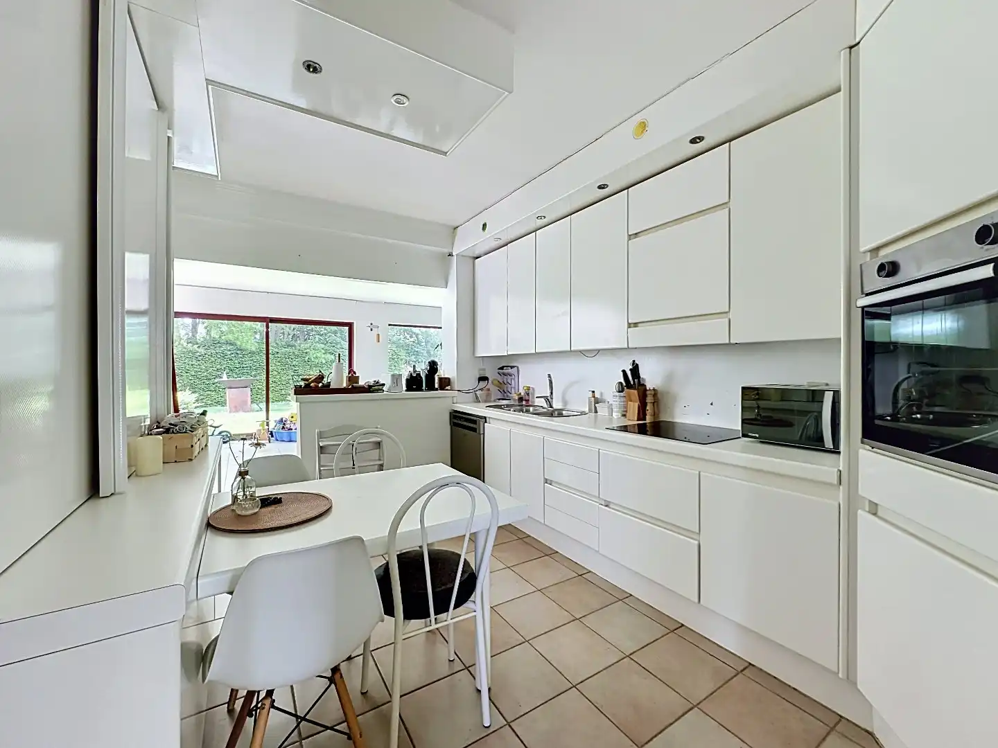 Ruime gelijkvloerse villa met prachtige tuin op toplocatie in Korbeek-Lo foto 13
