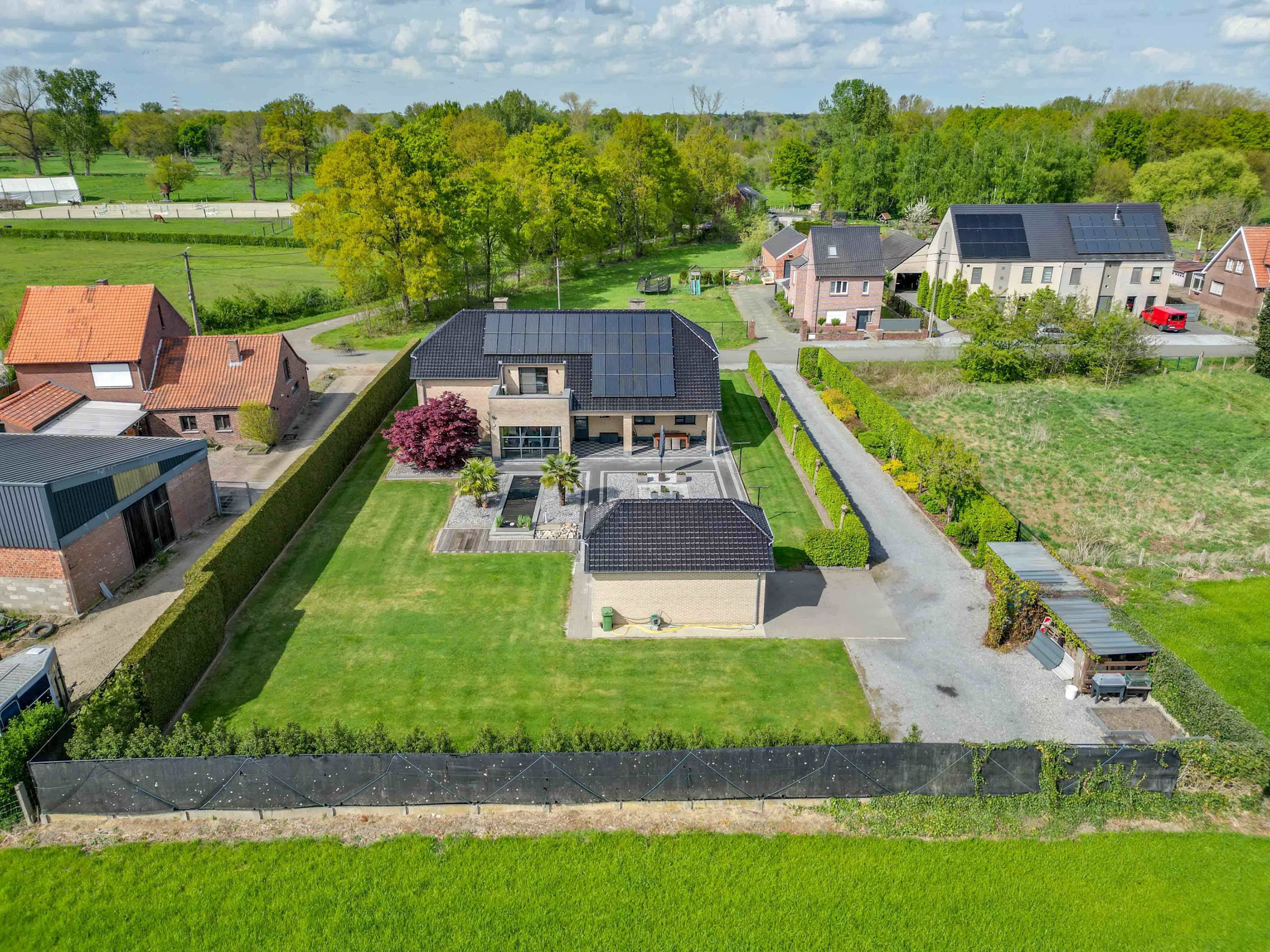 Landelijk gelegen villa foto 20