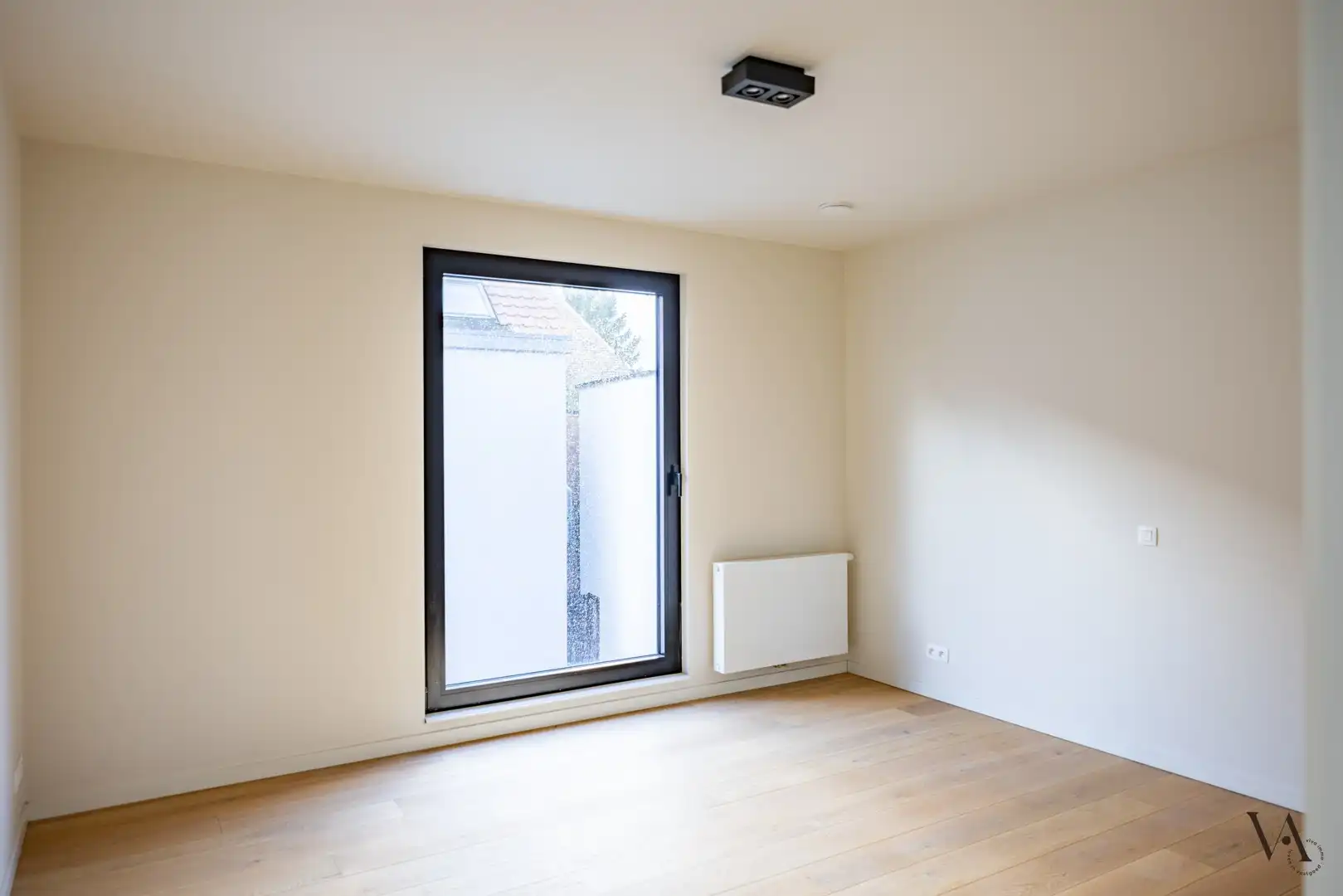 Recente en ruime vernieuwbouwwoning met bijgebouw in Korbeek-Lo foto 9