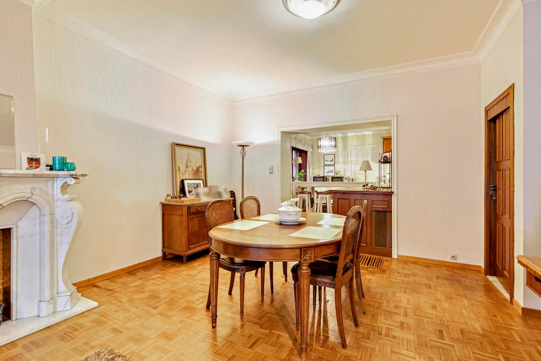 In de dorpskern van Neeroeteren gelegen halfvrijstaande woning met 2 slaapkamers. foto 6