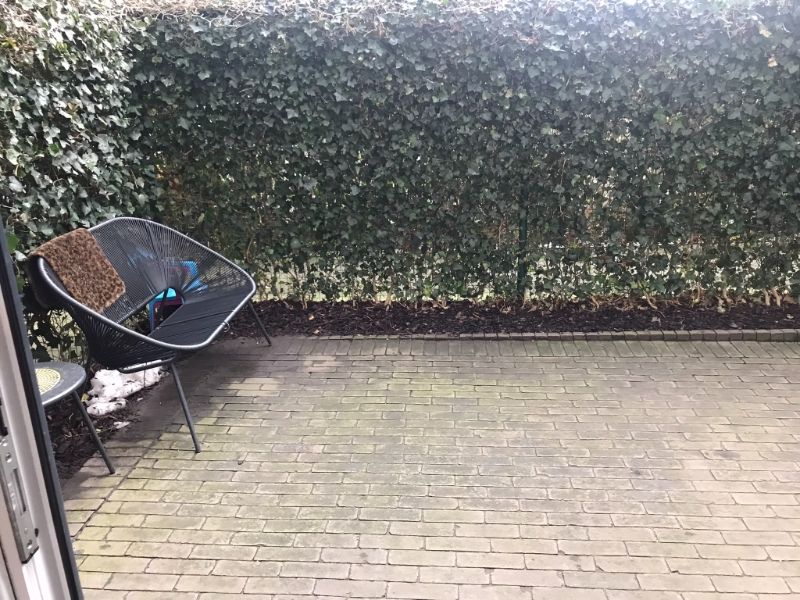 Gelijkvloers 2 slk app met zuidgericht terras in een rustige omgeving met autostaanplaats in Berlare foto 14