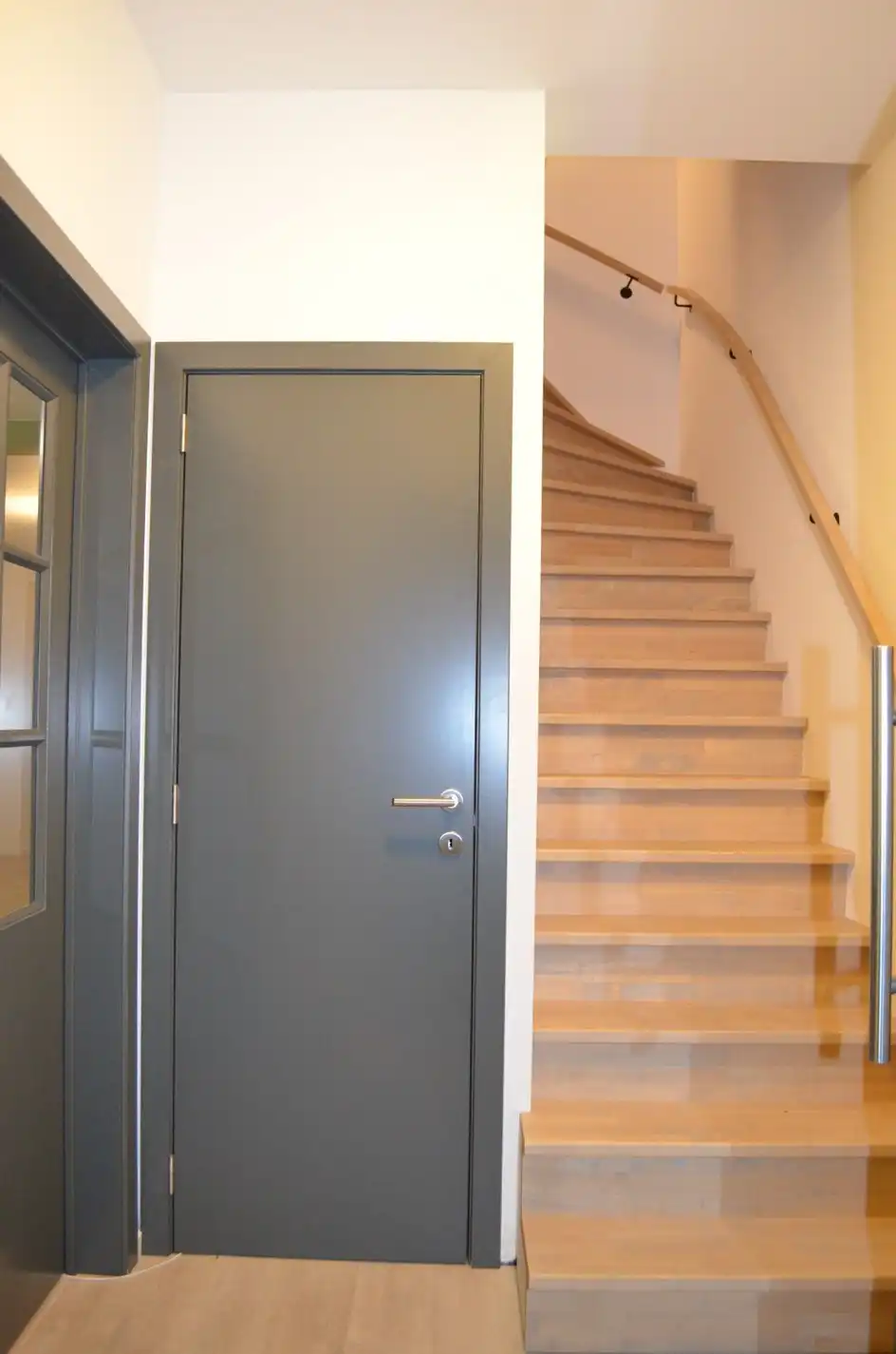 Rustig gelegen gerenoveerde woning met twee slaapkamers nabij het centrum foto 12