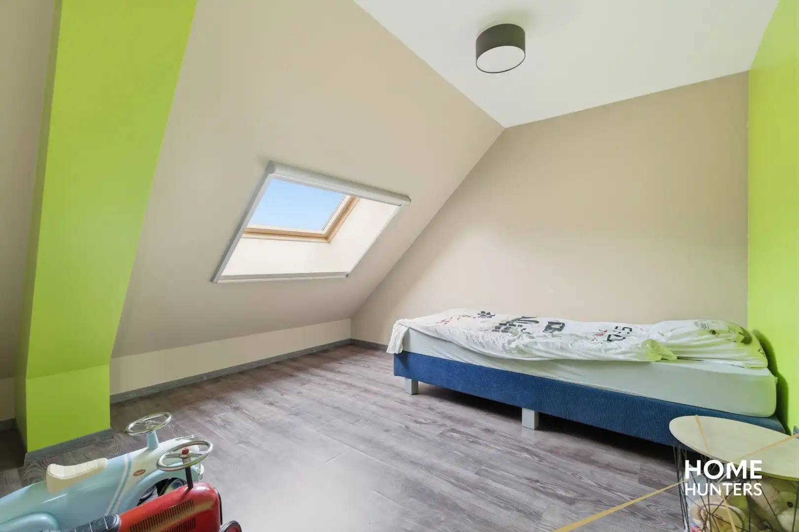 Instapklare halfopen woning met garage, tuin en 3 slaapkamers in de dorpskern van Nieuwkerke foto 15