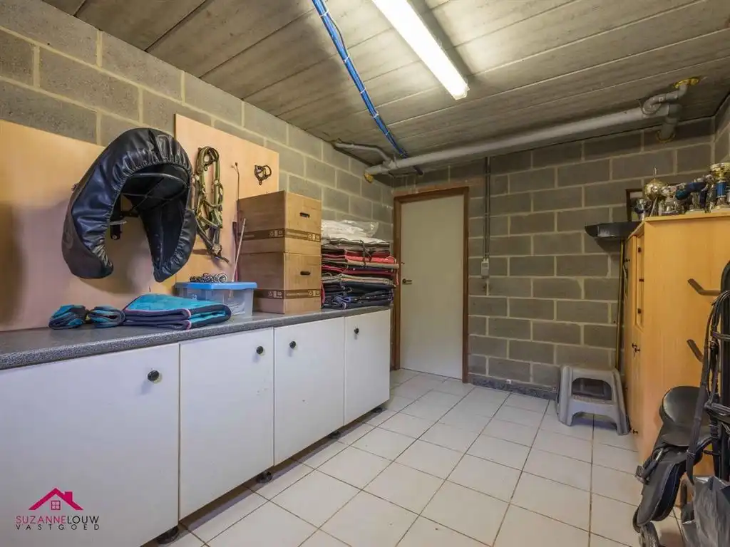 Verrassend ruime en gezellige, instapklare vrijstaande woning met paardenstal foto 46