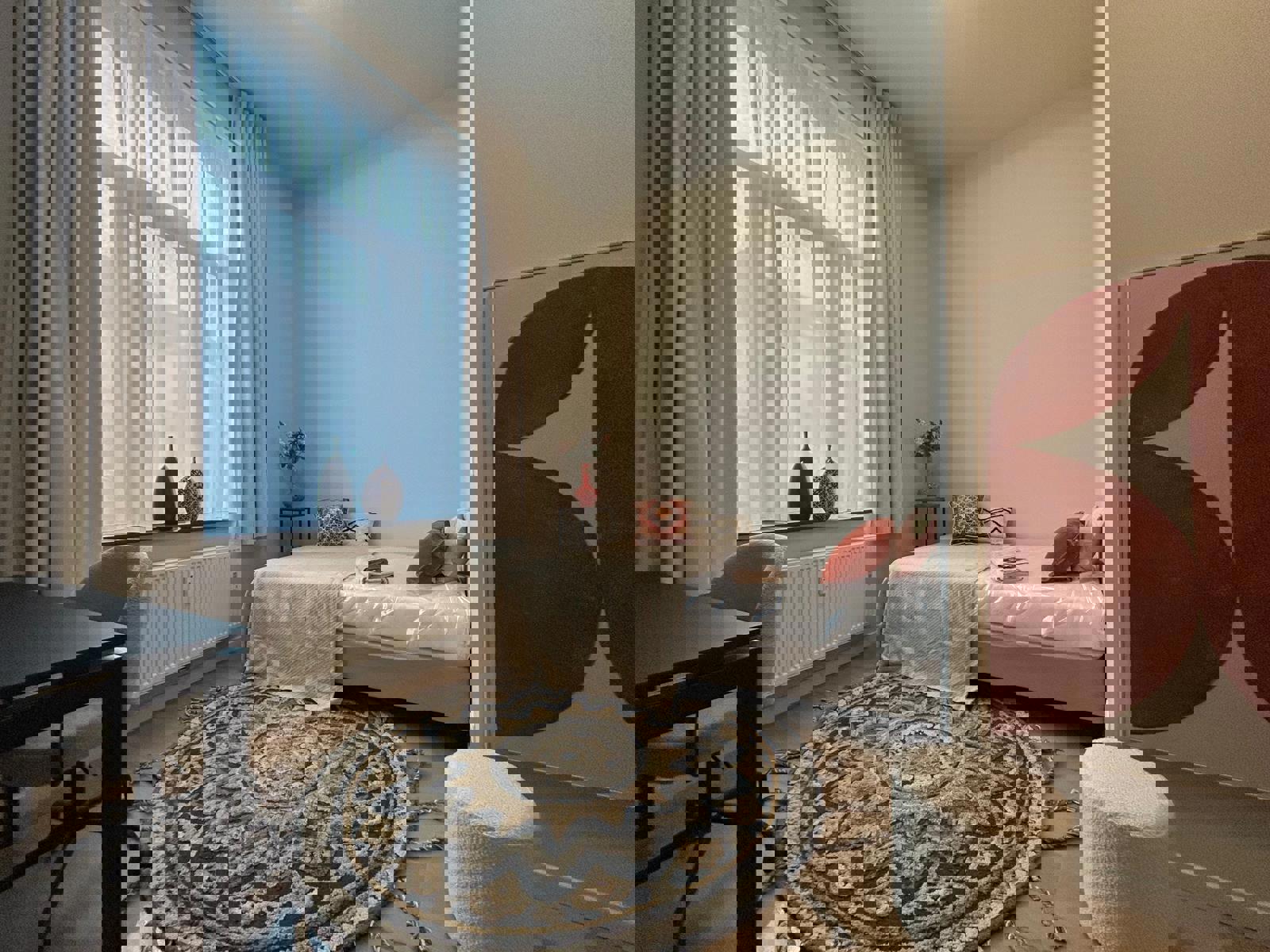 Studeren of investeren in residentie The Hills foto {{pictureIndex}}