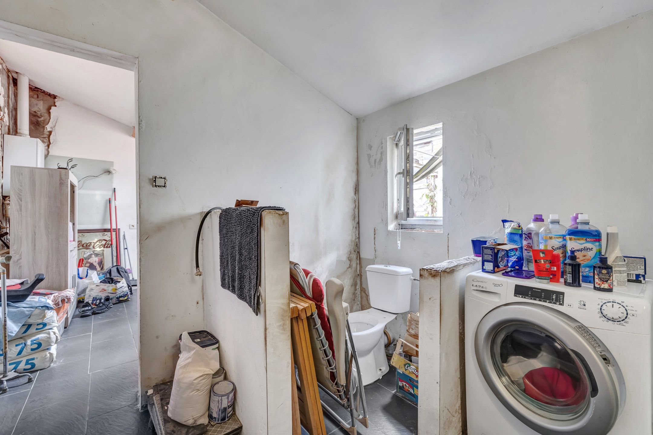 Te renoveren woning te koop in Lebbeke met garage foto 10