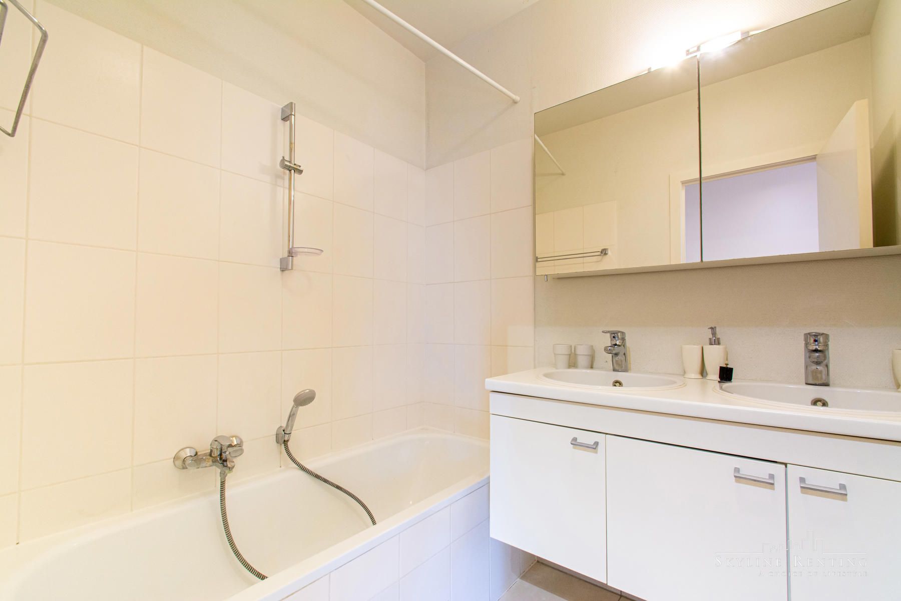 Gemeubileerd appartmenet - 1 slpk met terras foto 12