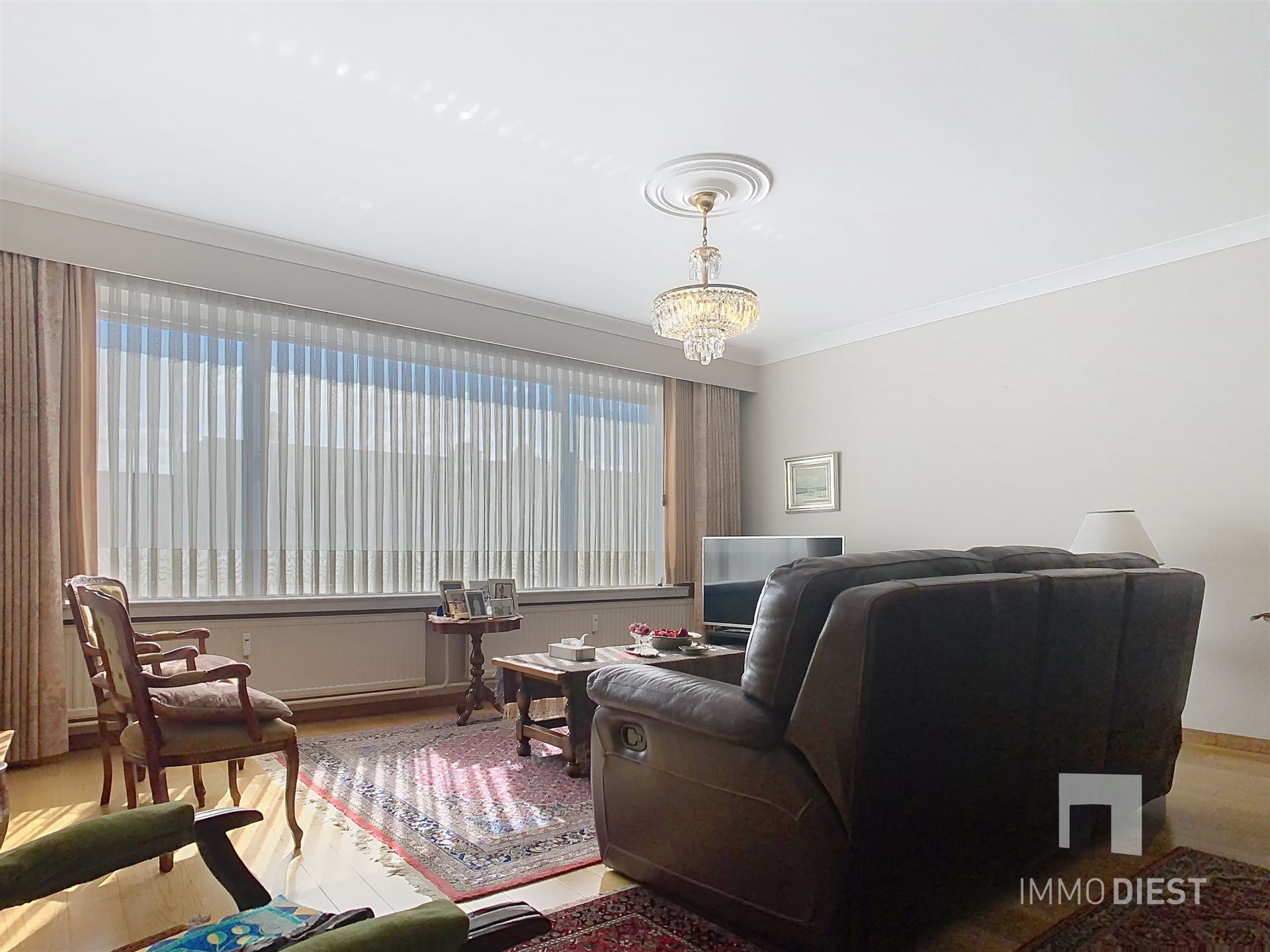 Appartement met 3 slpks + garage + kelder foto {{pictureIndex}}