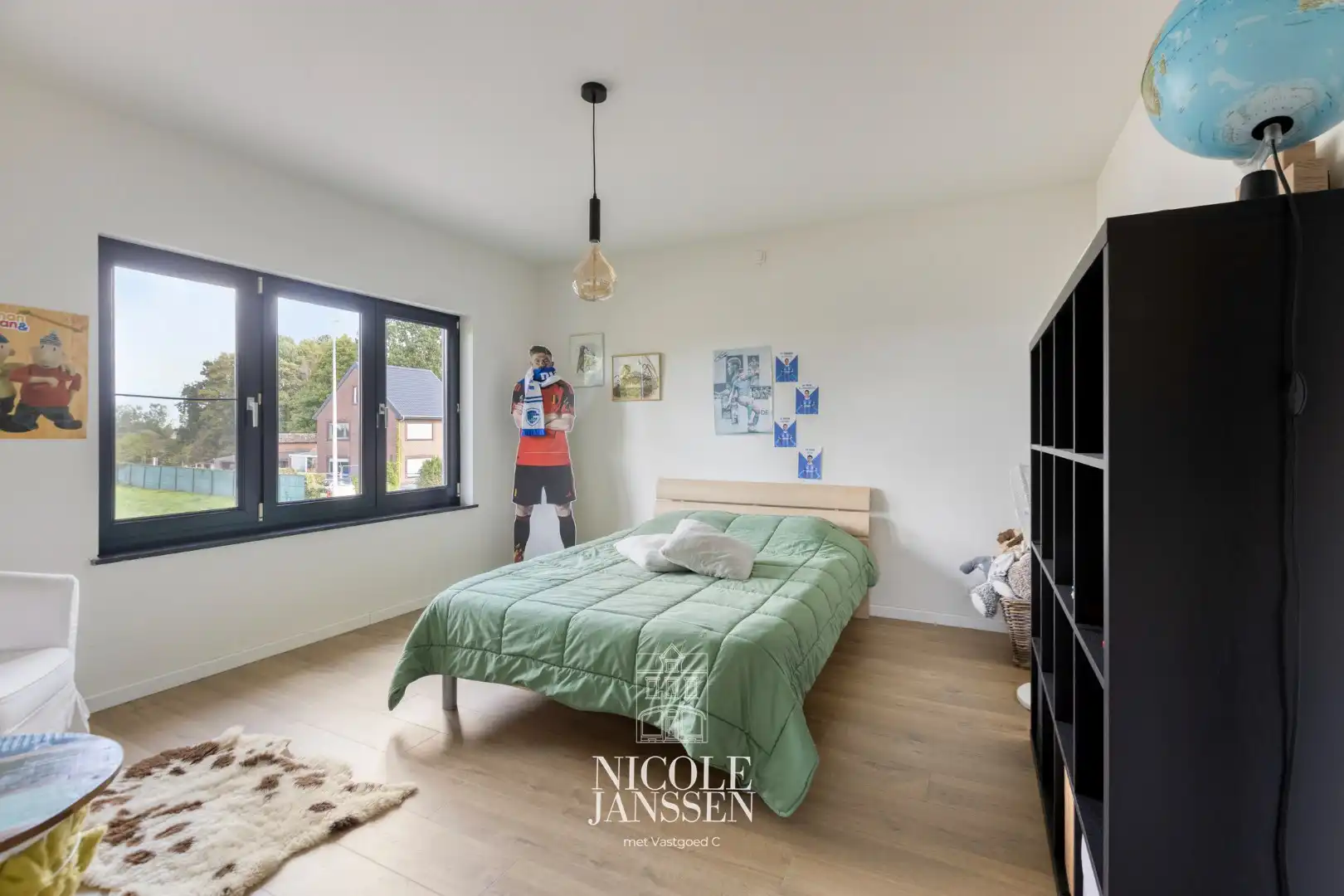 Ruime gezinswoning met loods  foto 18