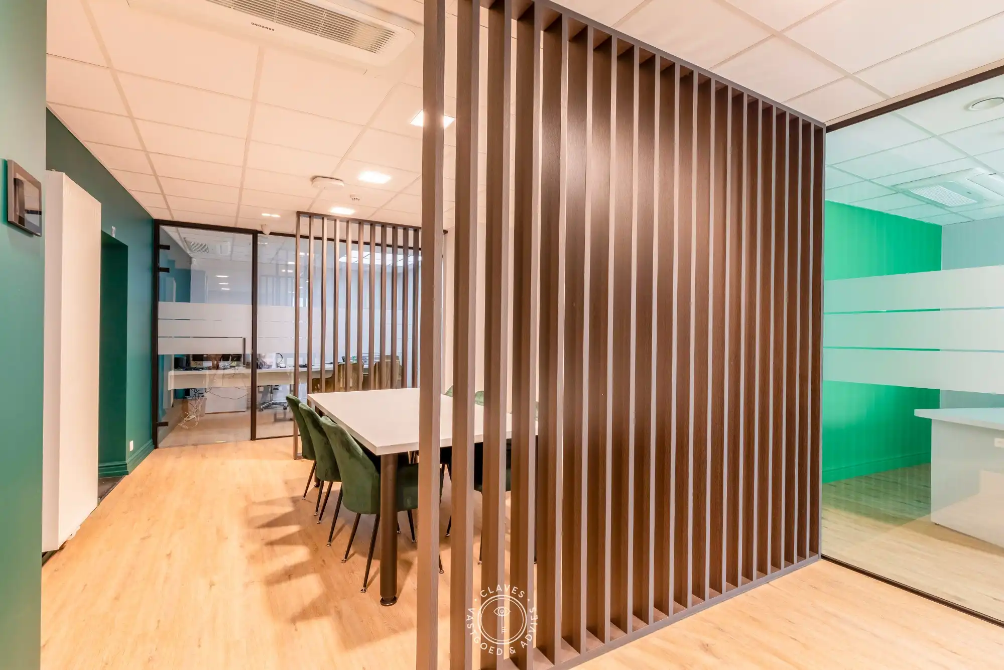 Interessante investeringseigendom in centrum Beveren met handelspand en 3 appartementen foto 5