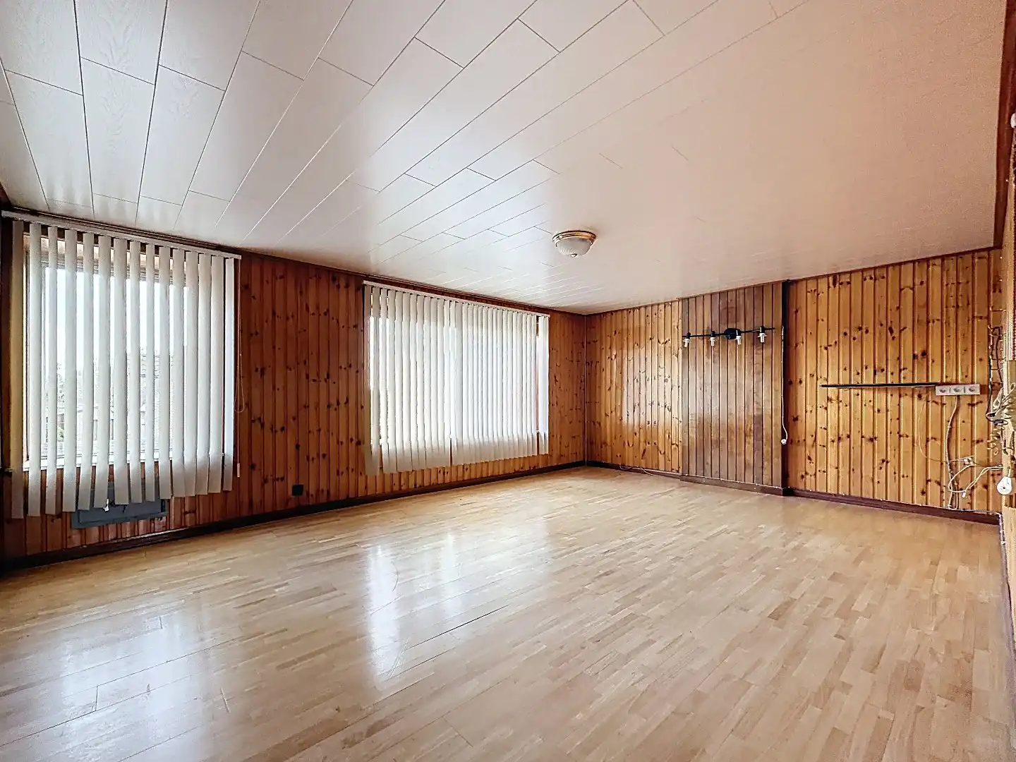 Charmante open bebouwing met grote tuin, hangaar en veel potentieel in Linter foto 9