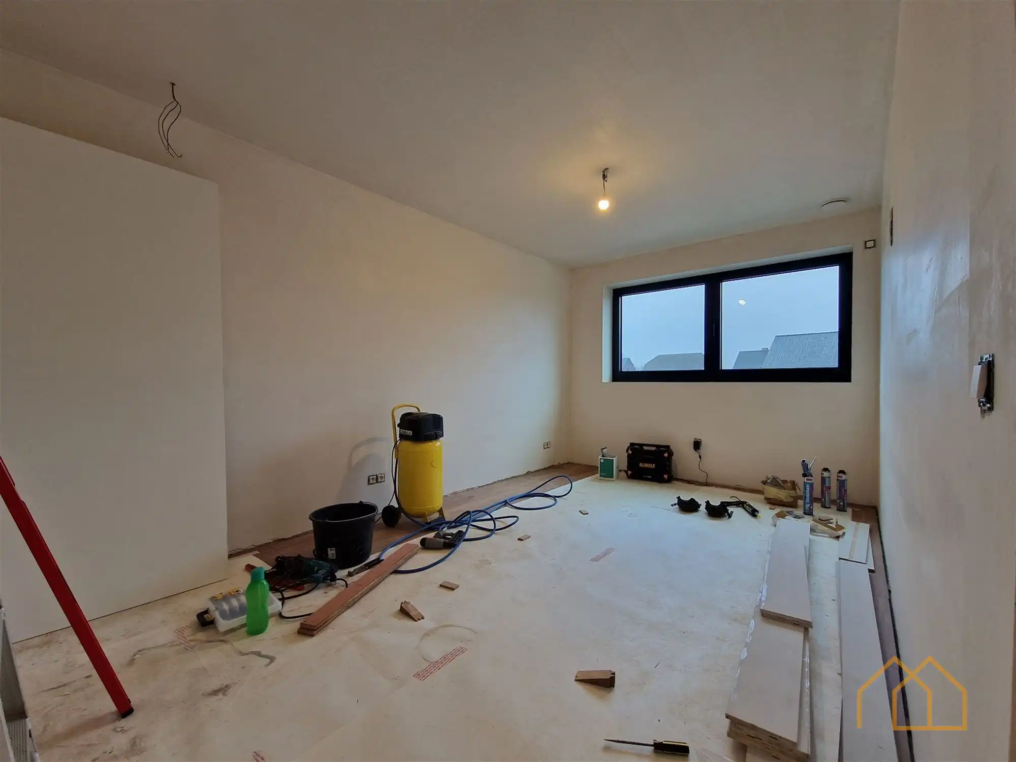 Moderne nieuwbouw met tuin en 3slk foto 17