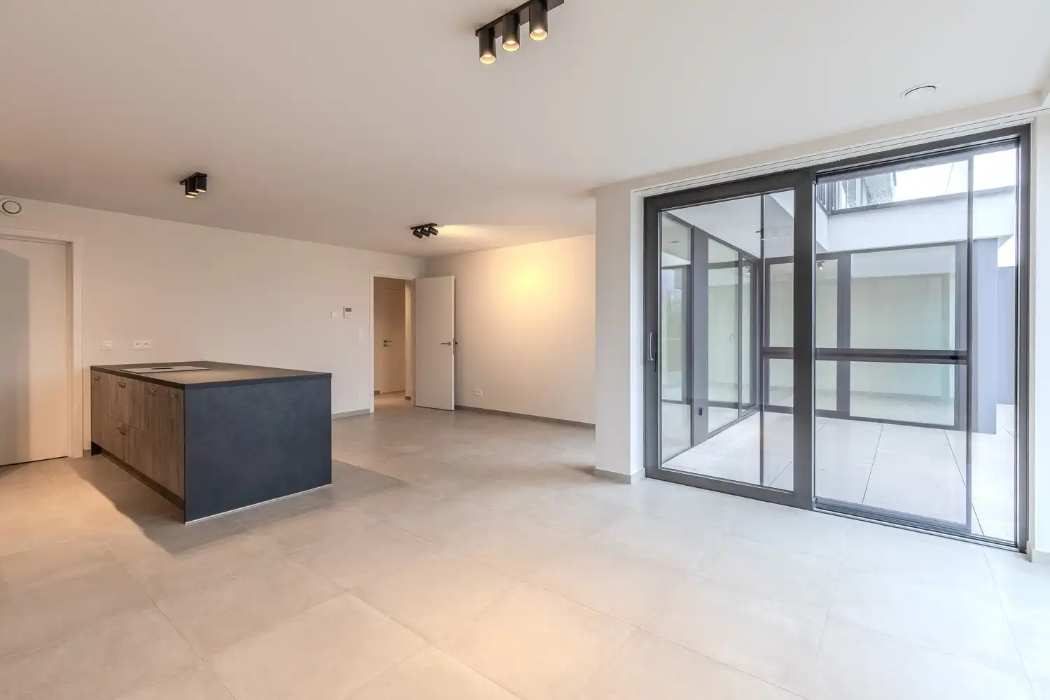 Instapklaar nieuwbouwappartement te huur in Opgrimbie (Maasmechelen) foto 10