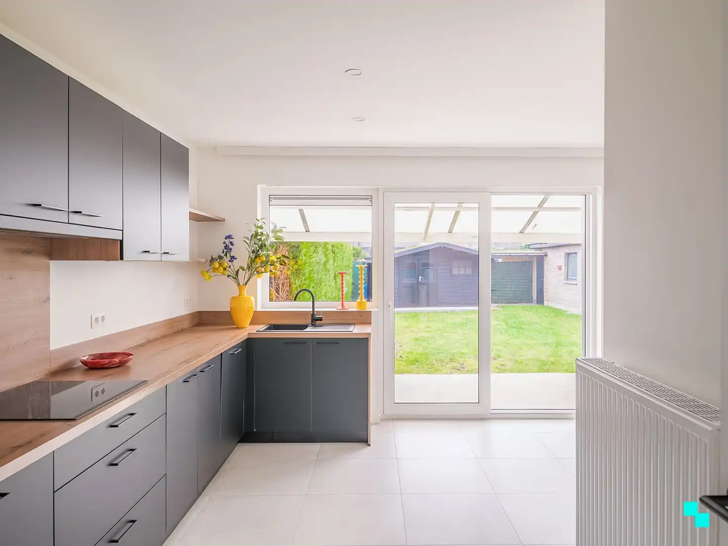 Hoogwaardig gerenoveerde woning in Melle foto 14